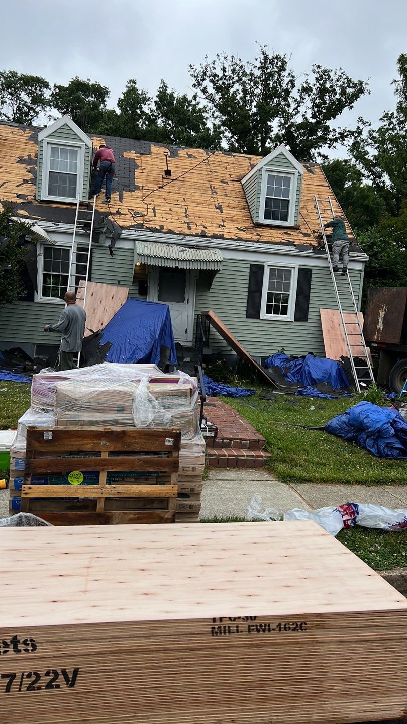 Arlington: CertainTeed Landmark Architectural Shingle in Georgetown Gray by RM Banning, Inc.