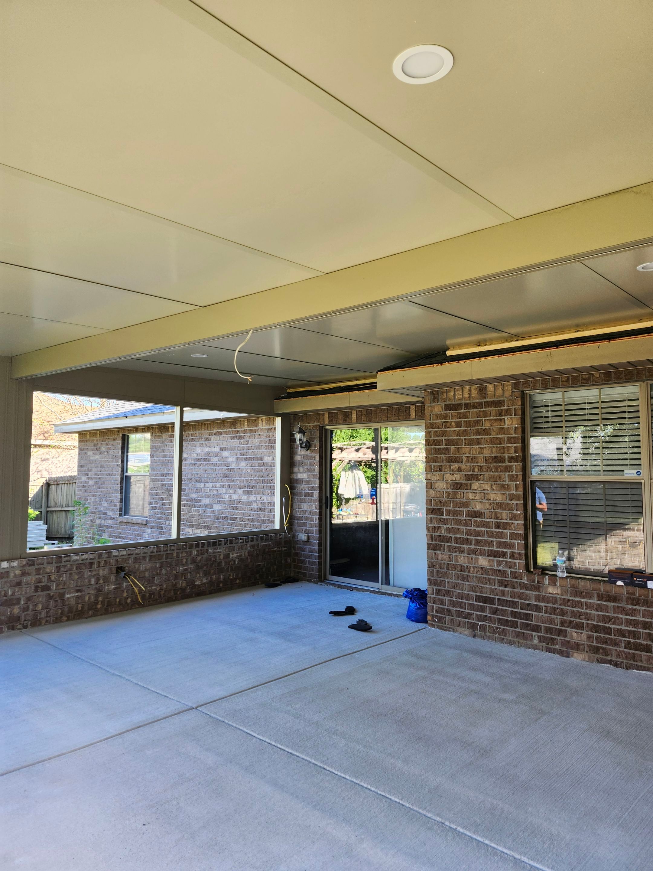 Glass Room using Colorbeam by Titan Sunrooms