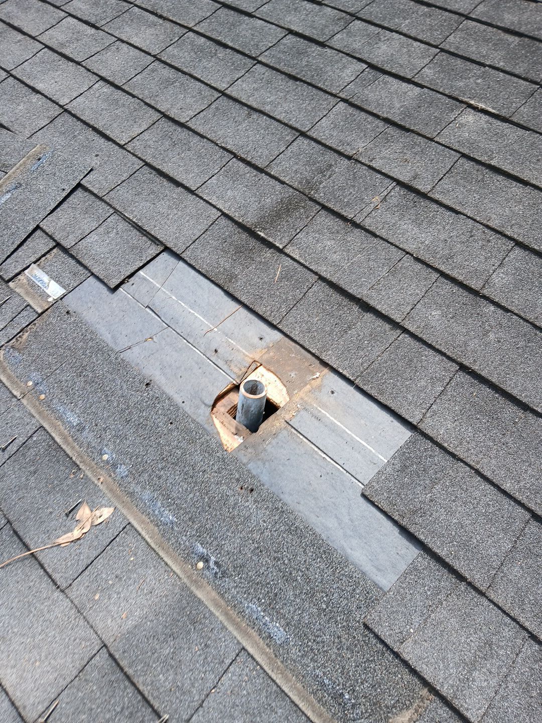 Hail Damage using Owen's Corning Duration (Lifetime) Shingles by Roof Repair Company