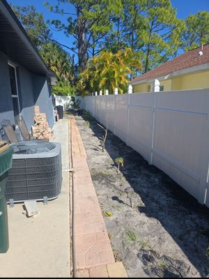 Vinyl Fence Repair in North Port