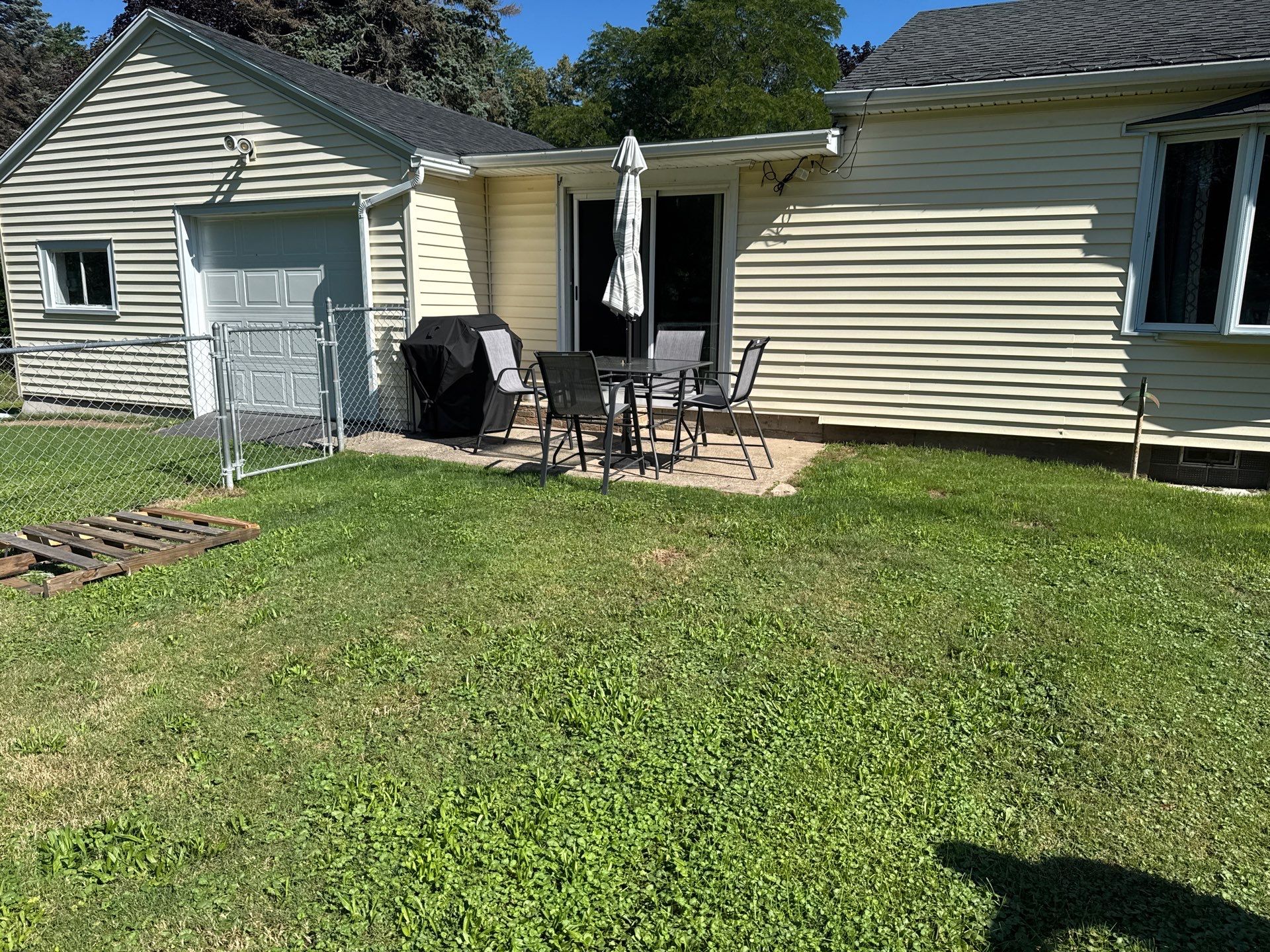 Rochester Oxford Slate Patio with Border  by NG Masonry & Construction LLC