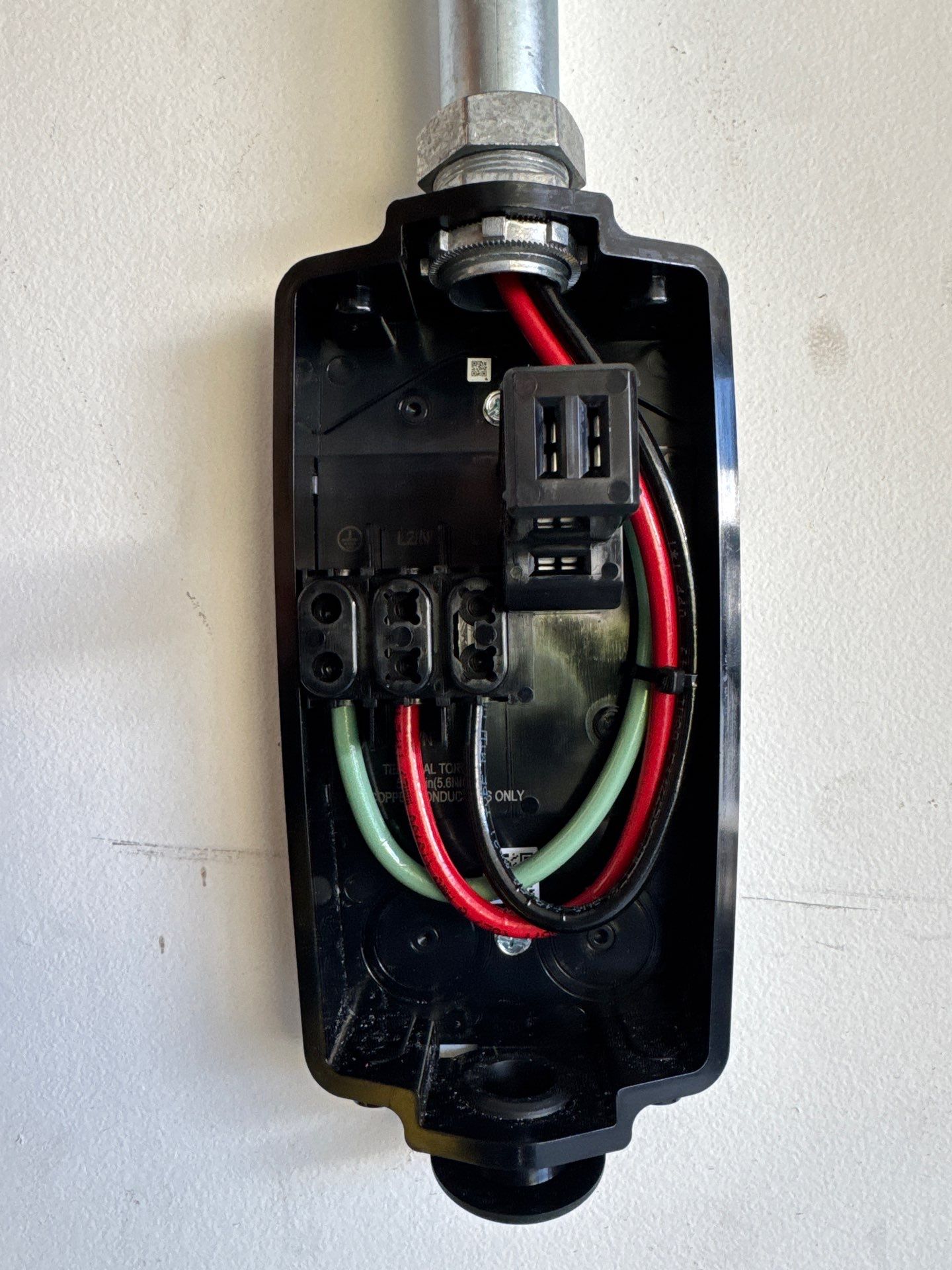 Residential Solar Panel and Dual Tesla Powerwall Installation in Thousand Oaks by AWS Solar