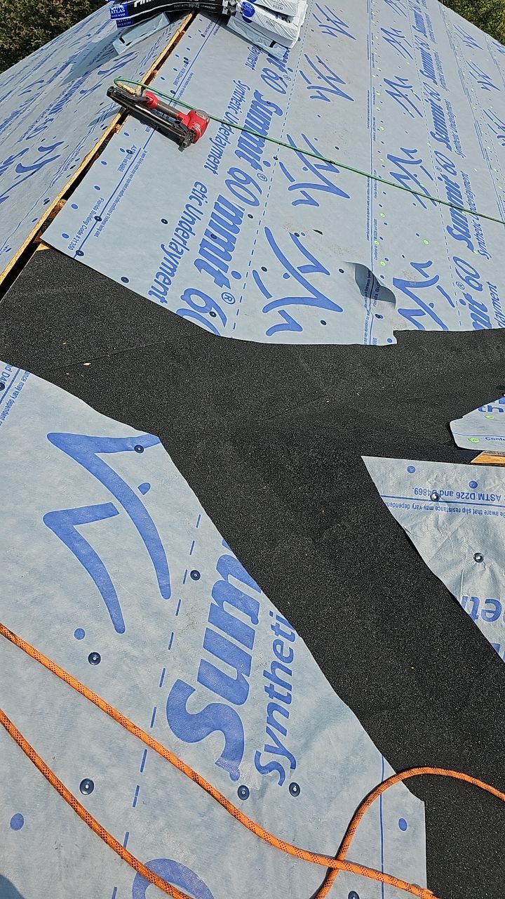 ATLAS PINNACLE COLOR: COASTAL GRANITE by Eagle Eye Roofing