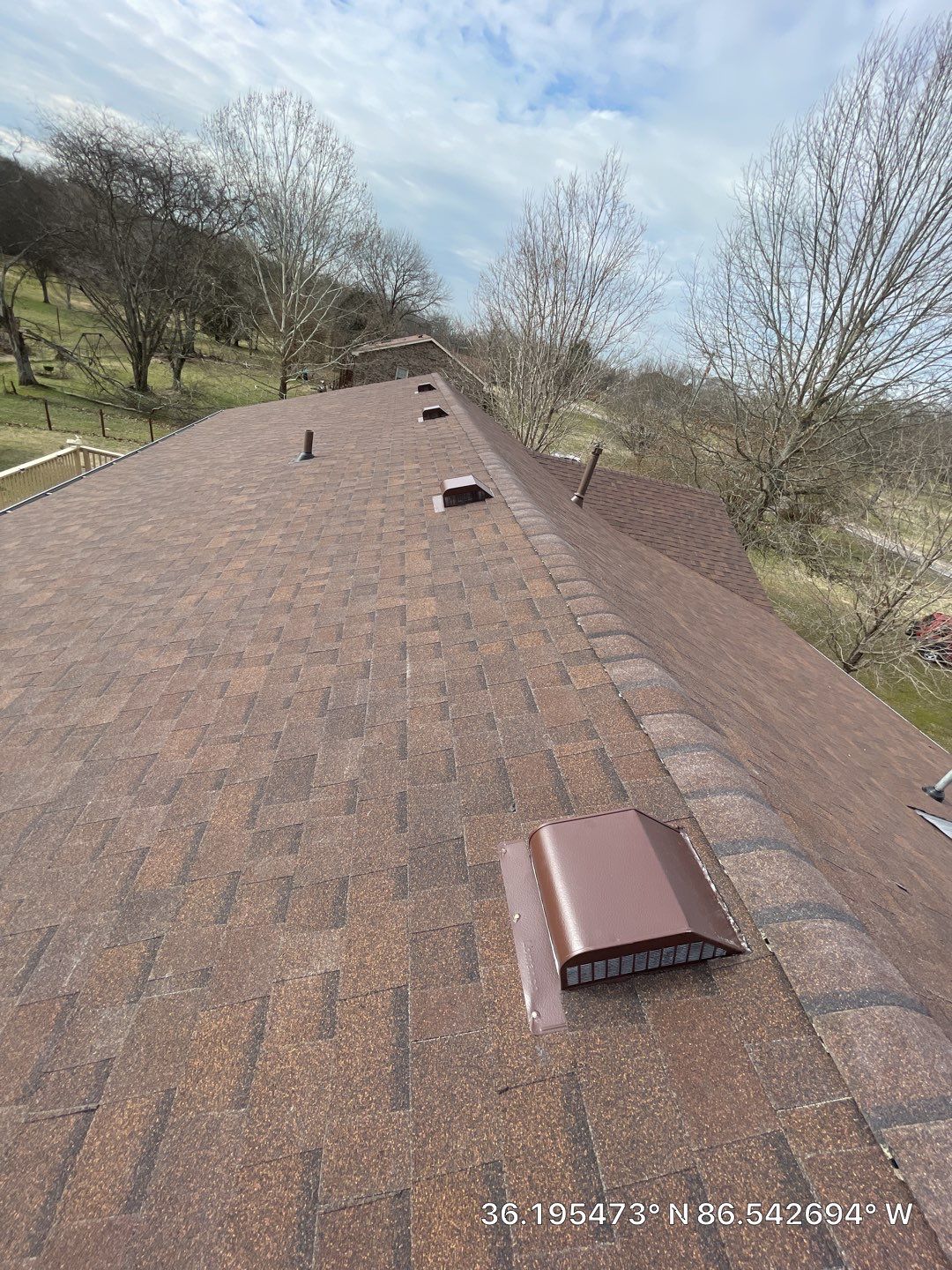 Residential Roofing Installation using Owens Corning Oakridge Roofing System by Undersun Roofing 