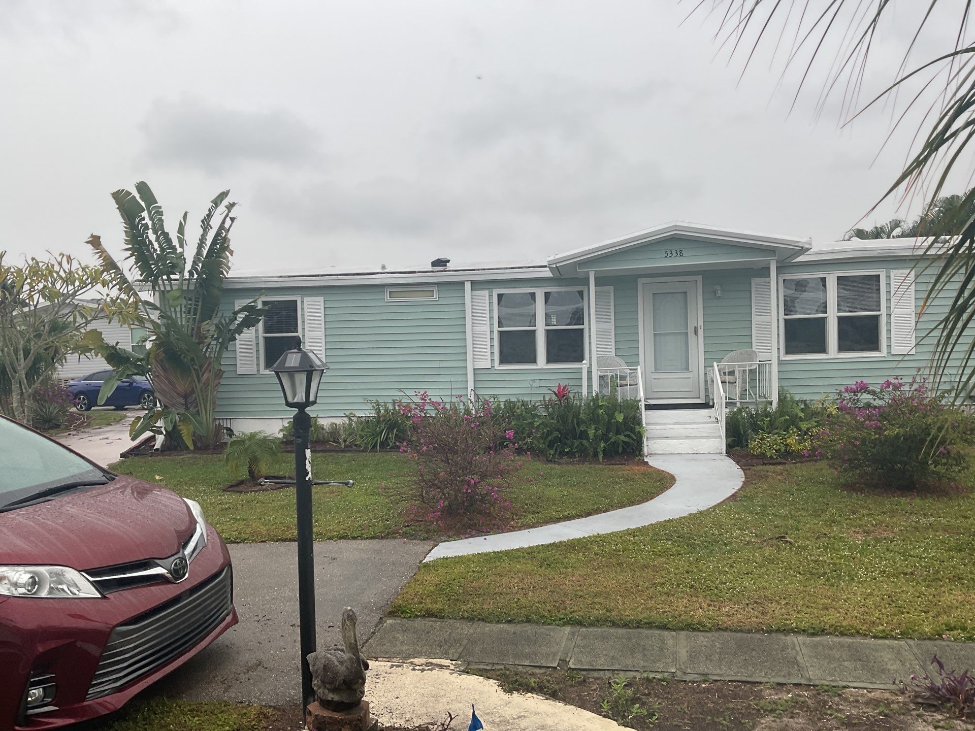 Cleaning Gutters in Fort Myers FL by Gutter Professors