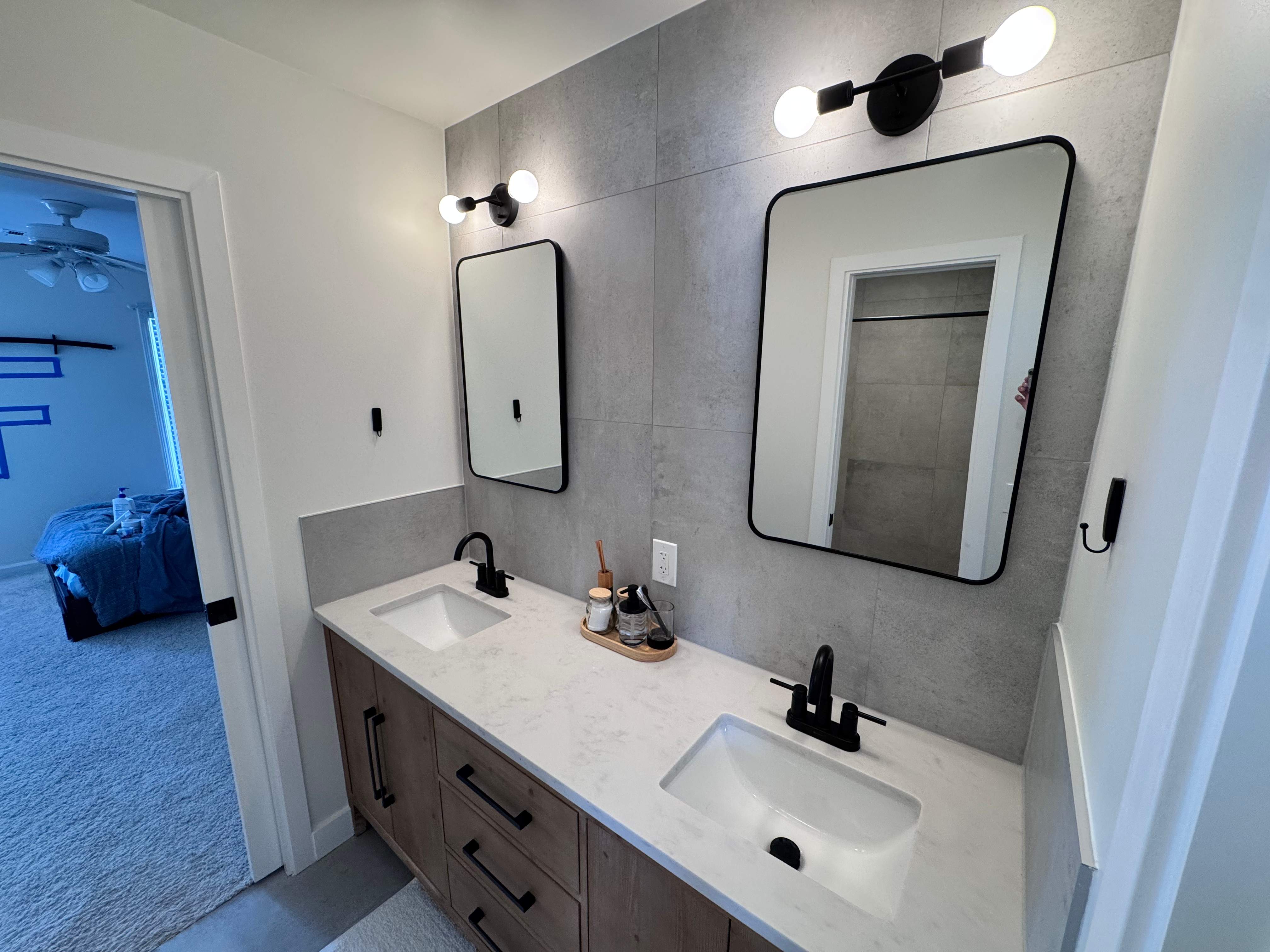 Jack and Jill bathroom renovation by Prudencio