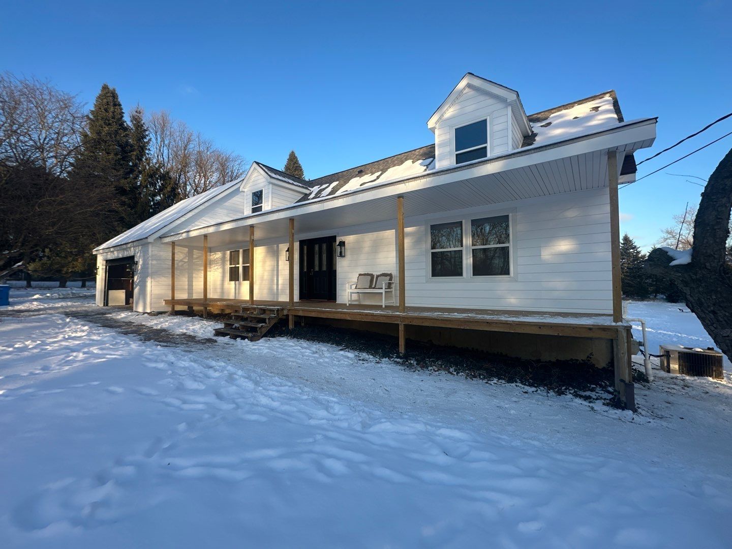 Siding Replacement using Ascend 7" Composite by 180 Contractors