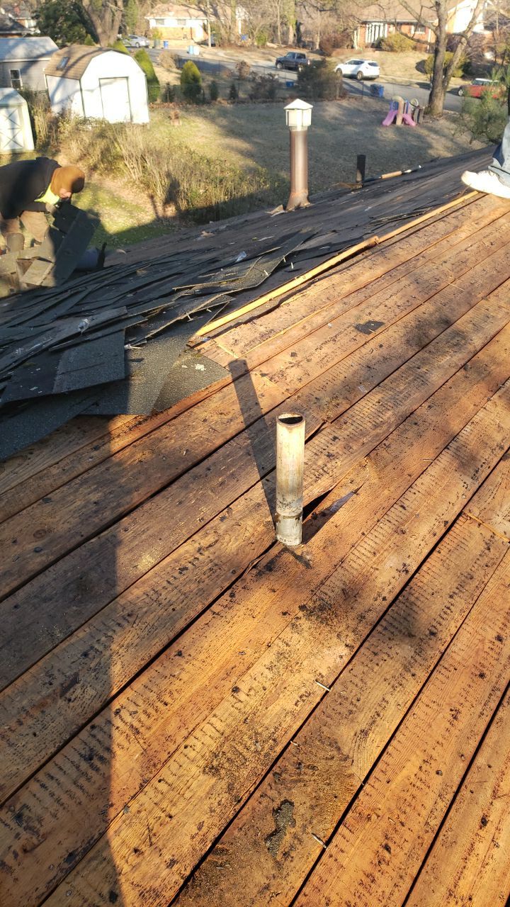 Fairfax: CertainTeed Landmark Pro Designer Shingles in Max Def Charcoal Black by RM Banning, Inc.