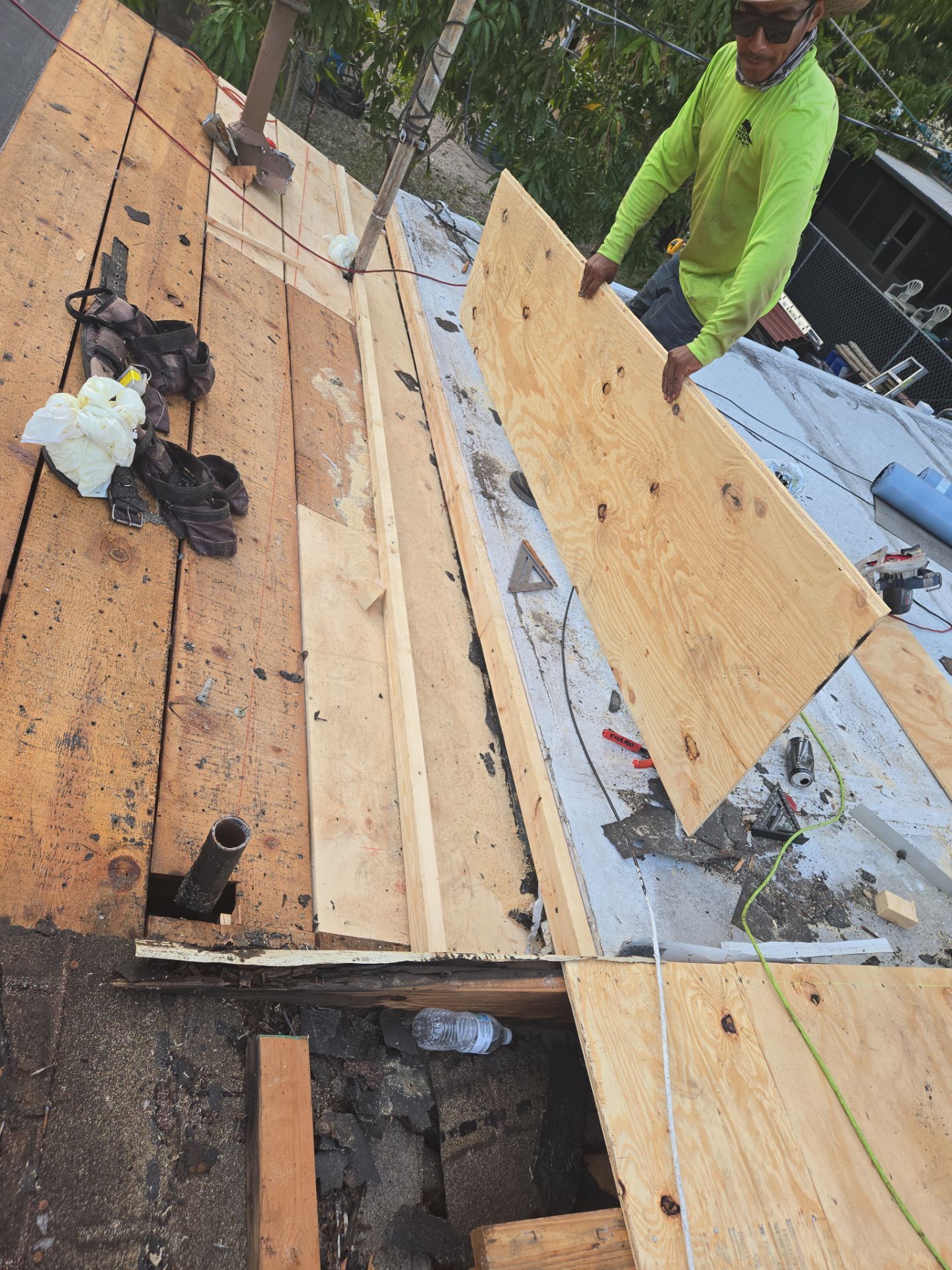 Project in Pinellas Park 33782 by Mitchell Roofing Company LLC 