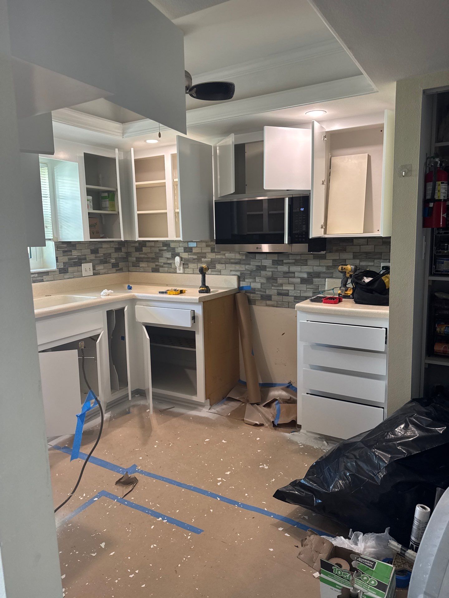 Interior/Cabinet Paint Bradenton by That 1 Painter