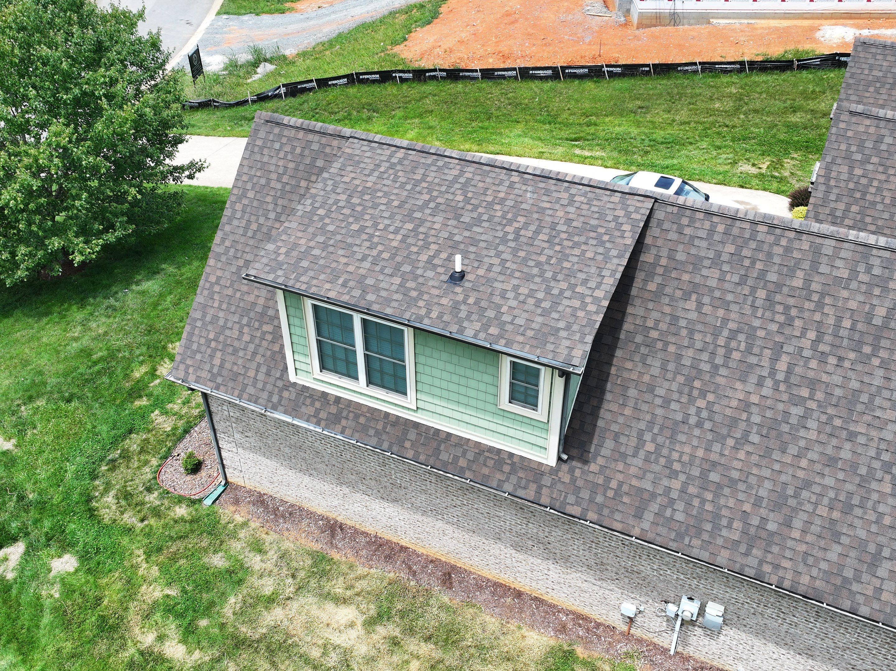 Dye Residence by Omnia Roofing