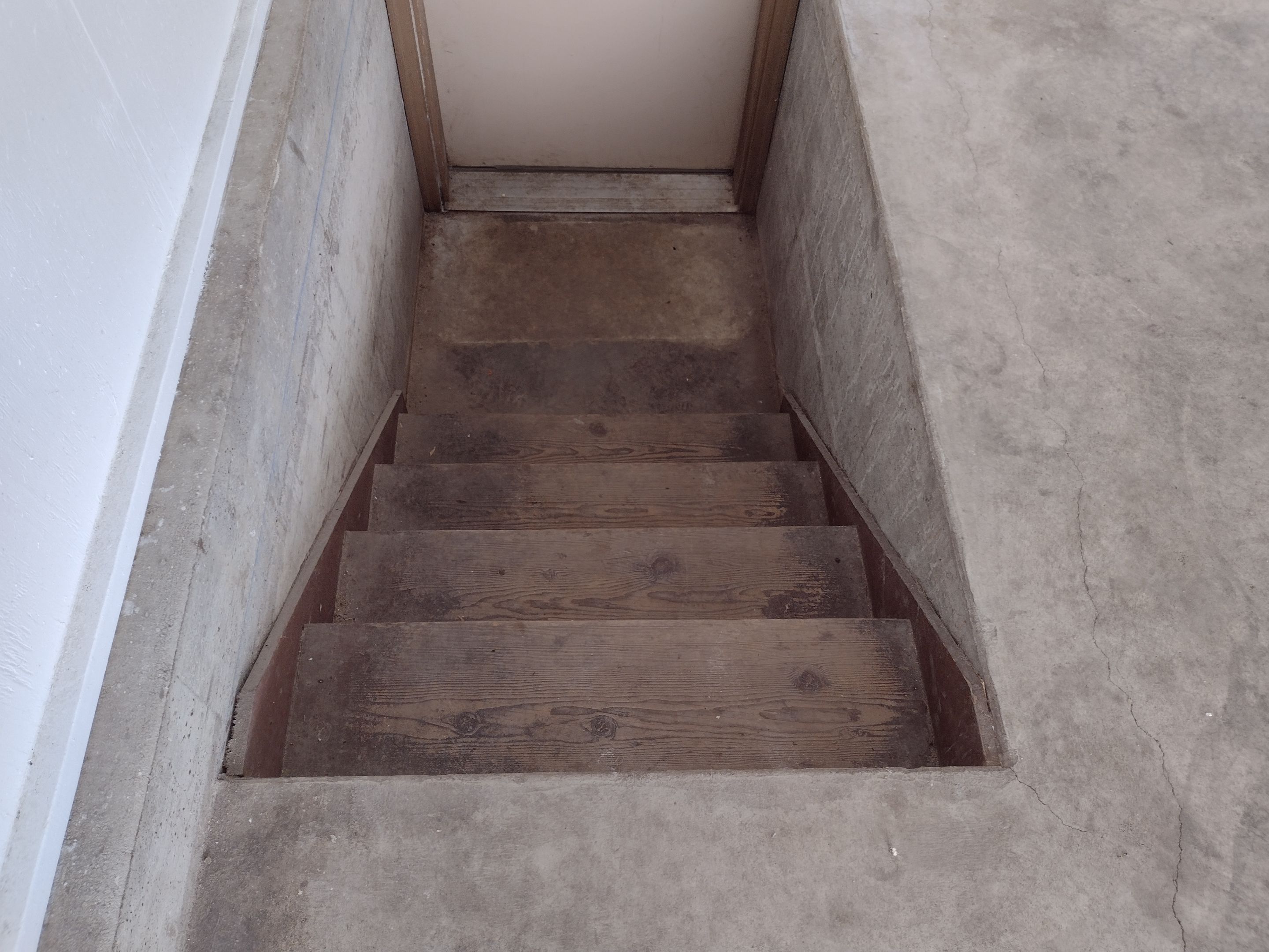 Garage using Silver Creek by Select Painting, Coatings & Garage Cabinets