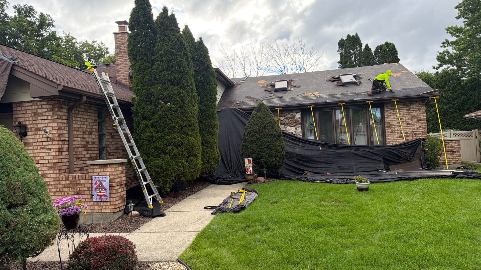 Residential Roofing and LP Smartside Siding Replacement in Woodridge by Pro Home Services Inc