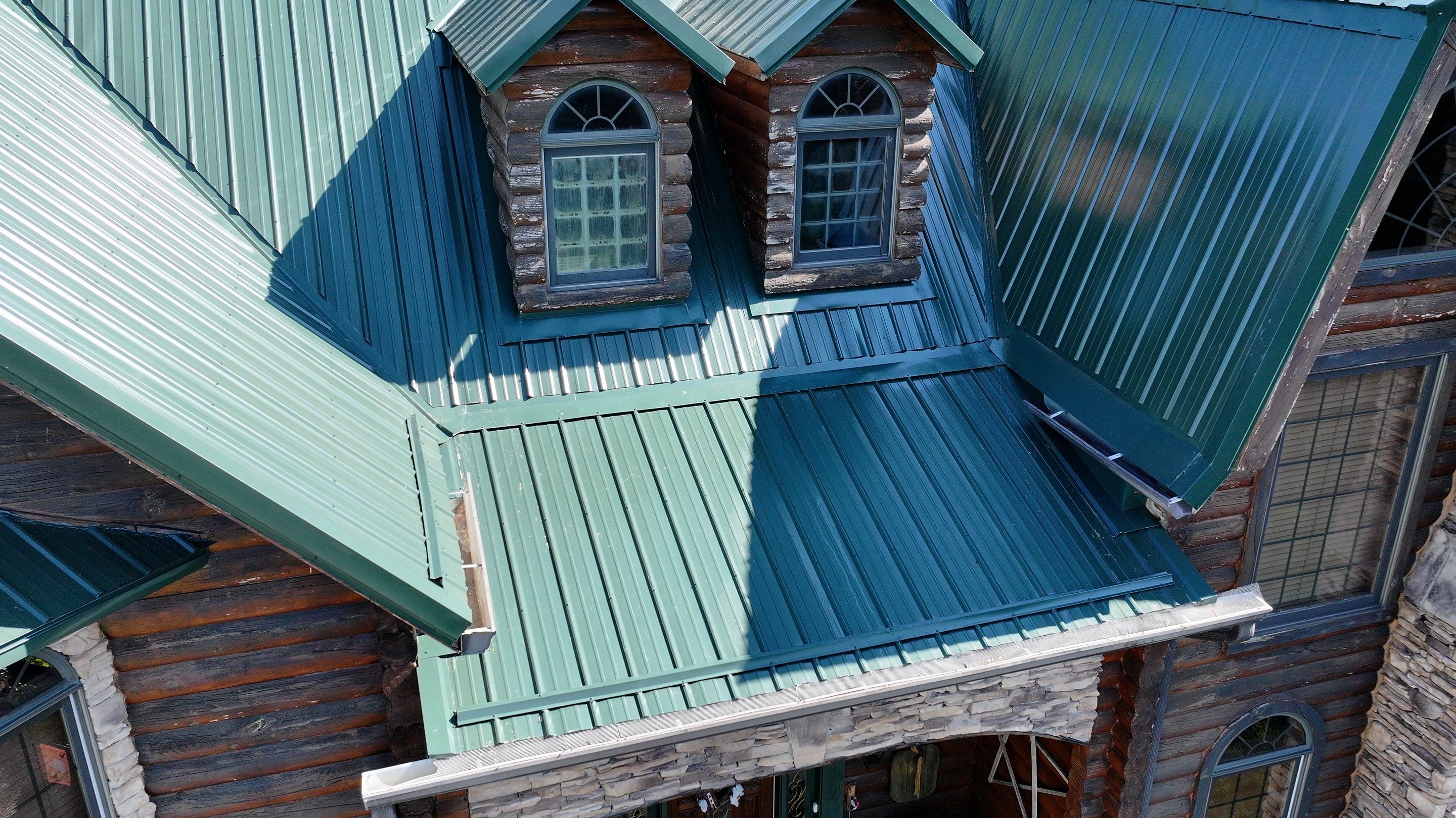 Jackson Residence by Omnia Roofing