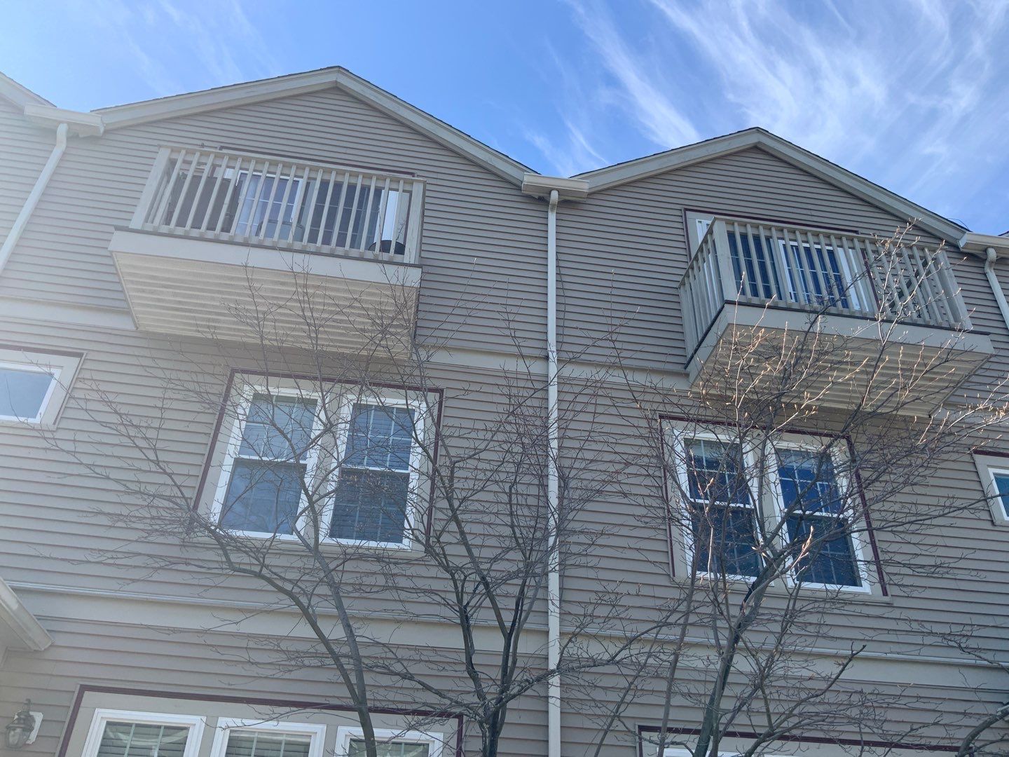Vinyl siding and Entry Doors inn  Watertown, MA by UBrothers Construction