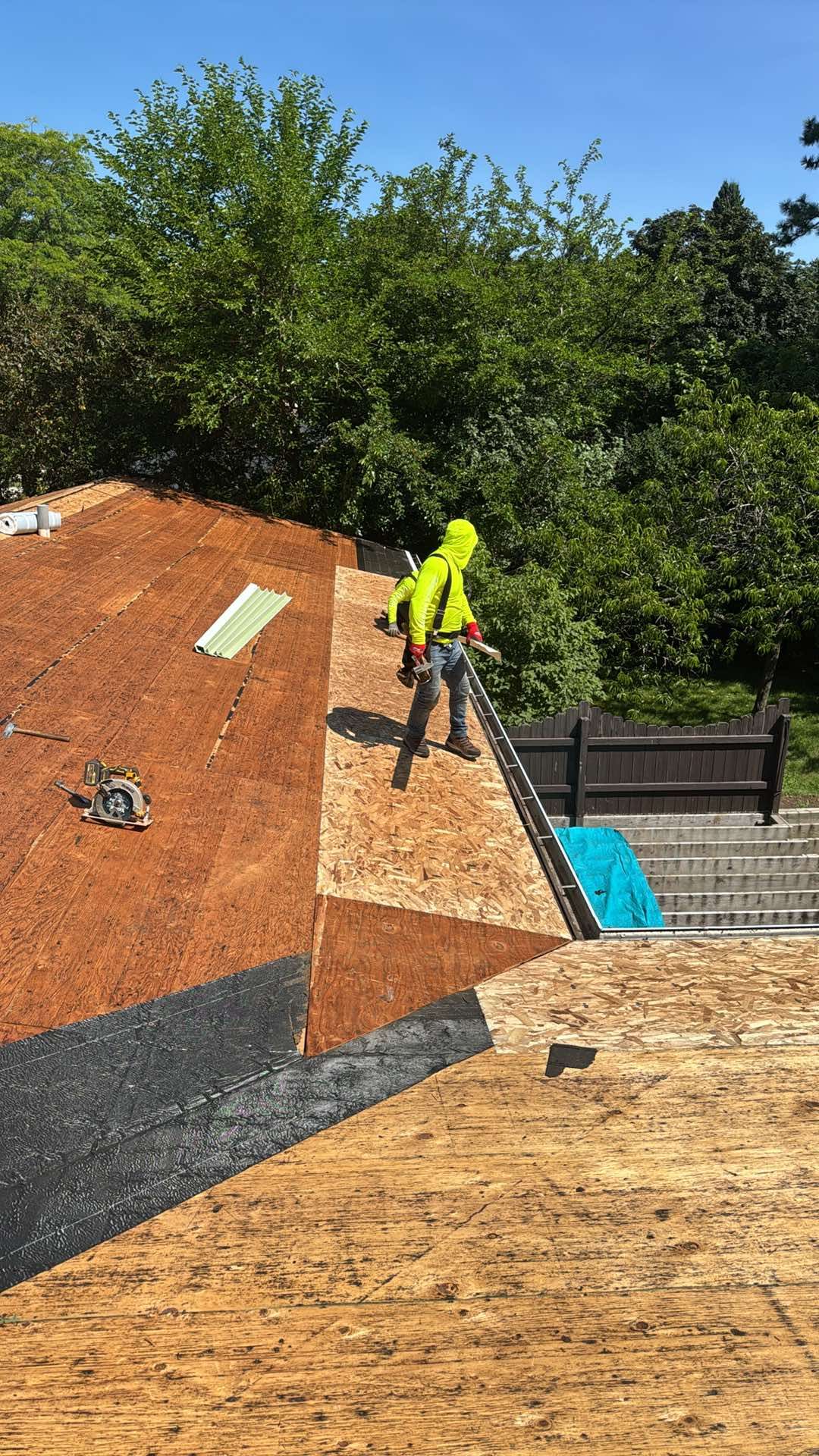 Roberts Home  by Gellings Roofing & Siding