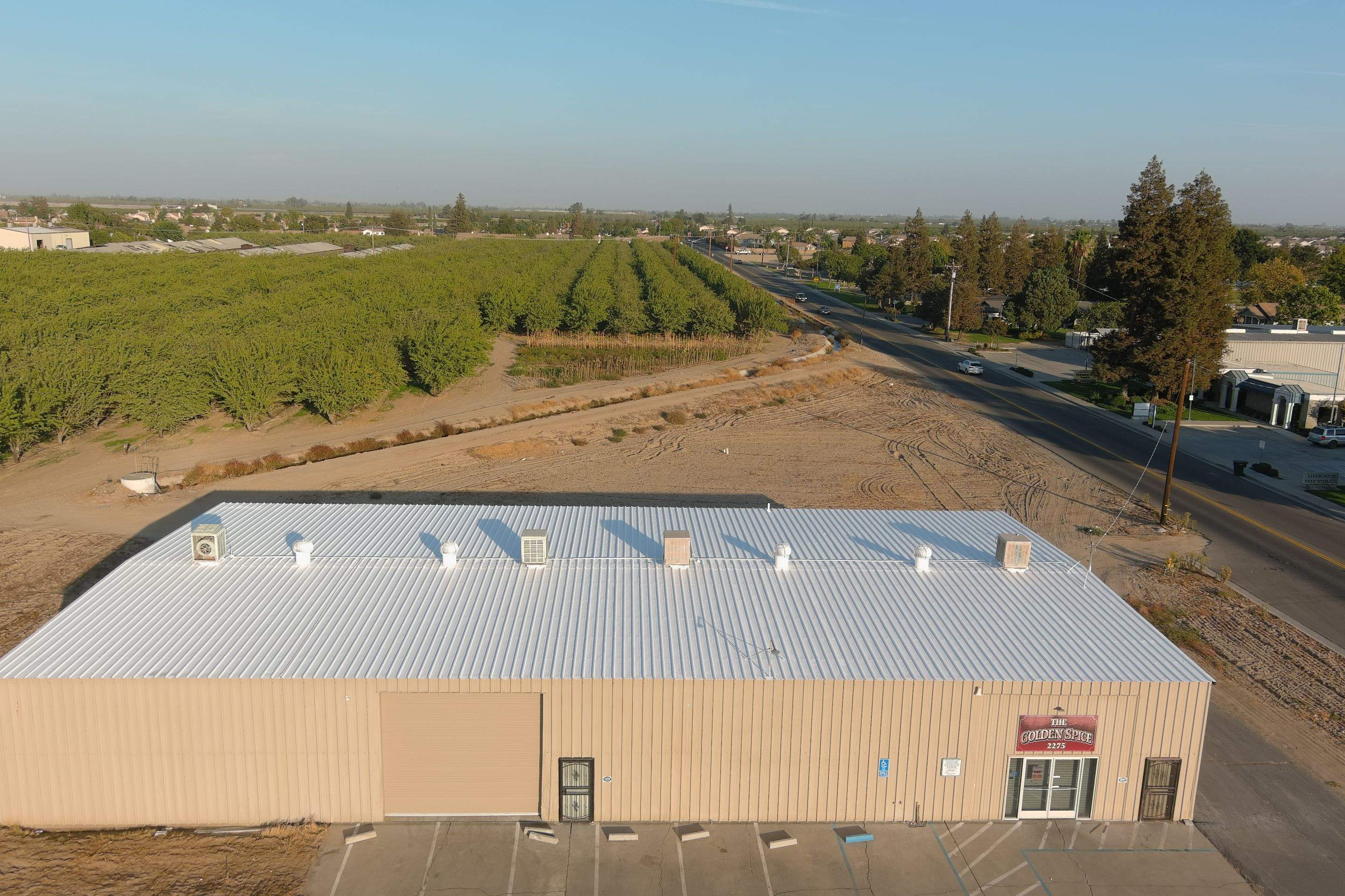 MR Roofing system using Conklin Benchmark/PUMA XL fabric and coating by Straight Edge Roofing Inc