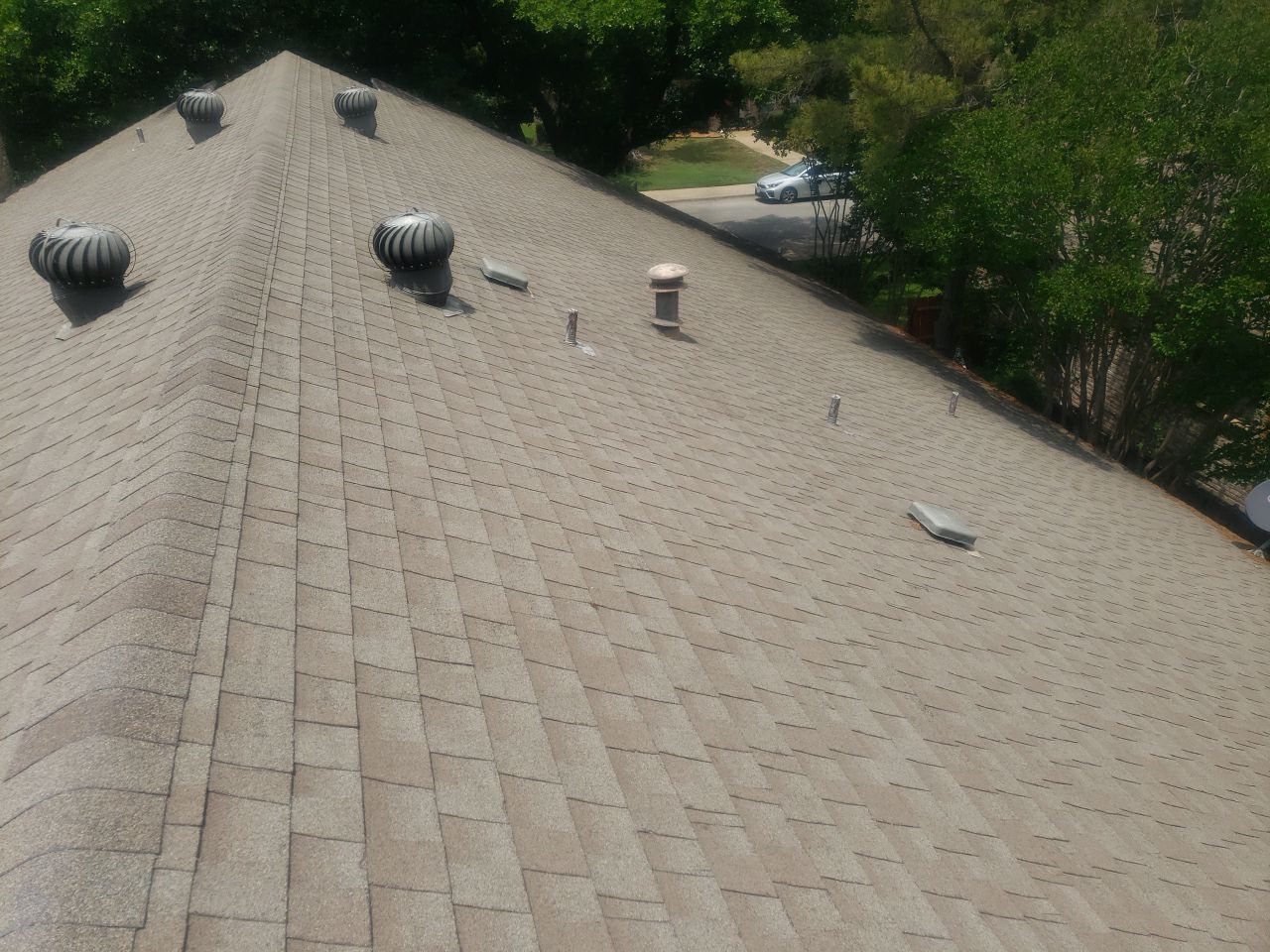 North Dallas Roofing Installation using GAF Timberline HDZ by Bert Roofing Inc
