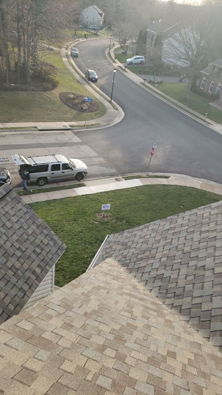 Fairfax Station: CertainTeed Landmark Pro Designer Shingles in Max Def Weathered Wood by RM Banning, Inc.