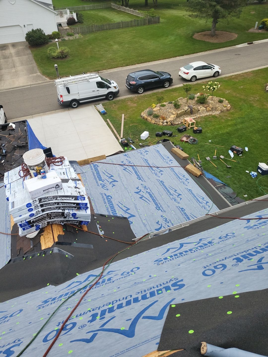 ATLAS PINNACLE COLOR: MAJESTIC SHAKE by Eagle Eye Roofing
