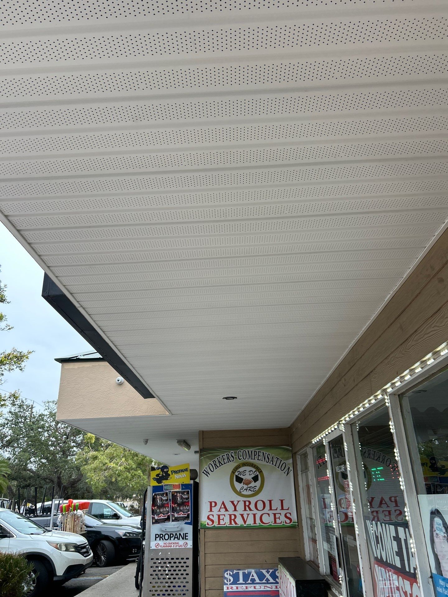 Soffit and Fascia Replacement in Bradenton FL by Gutter Professors