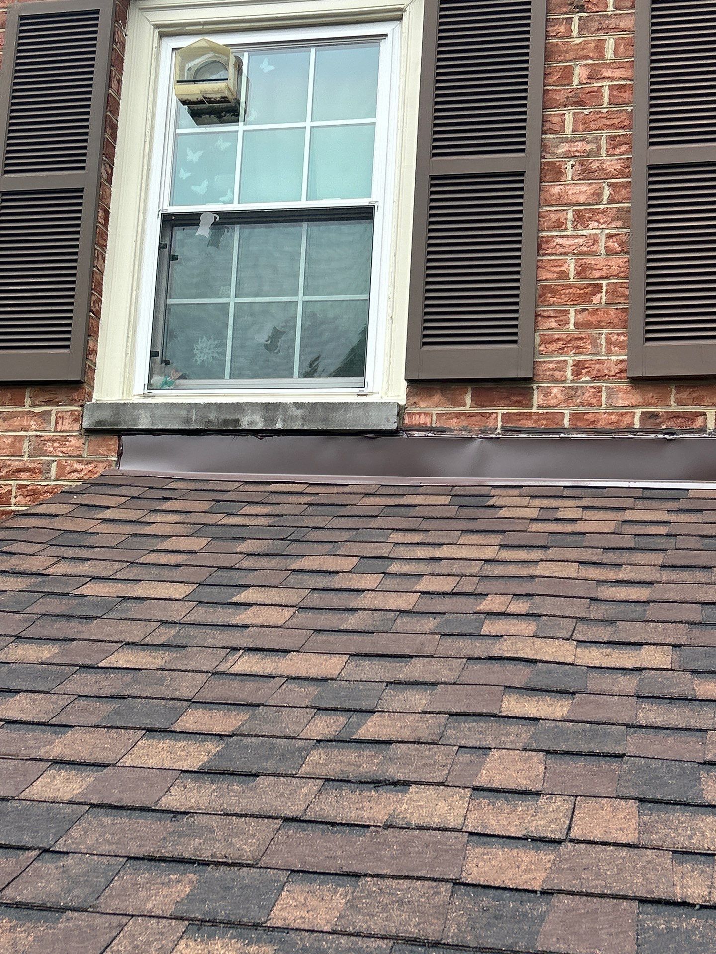 Alexandria: Residential Roof with CertainTeed Landmark Pro in Max Def Burnt Sienna by RM Banning, Inc.