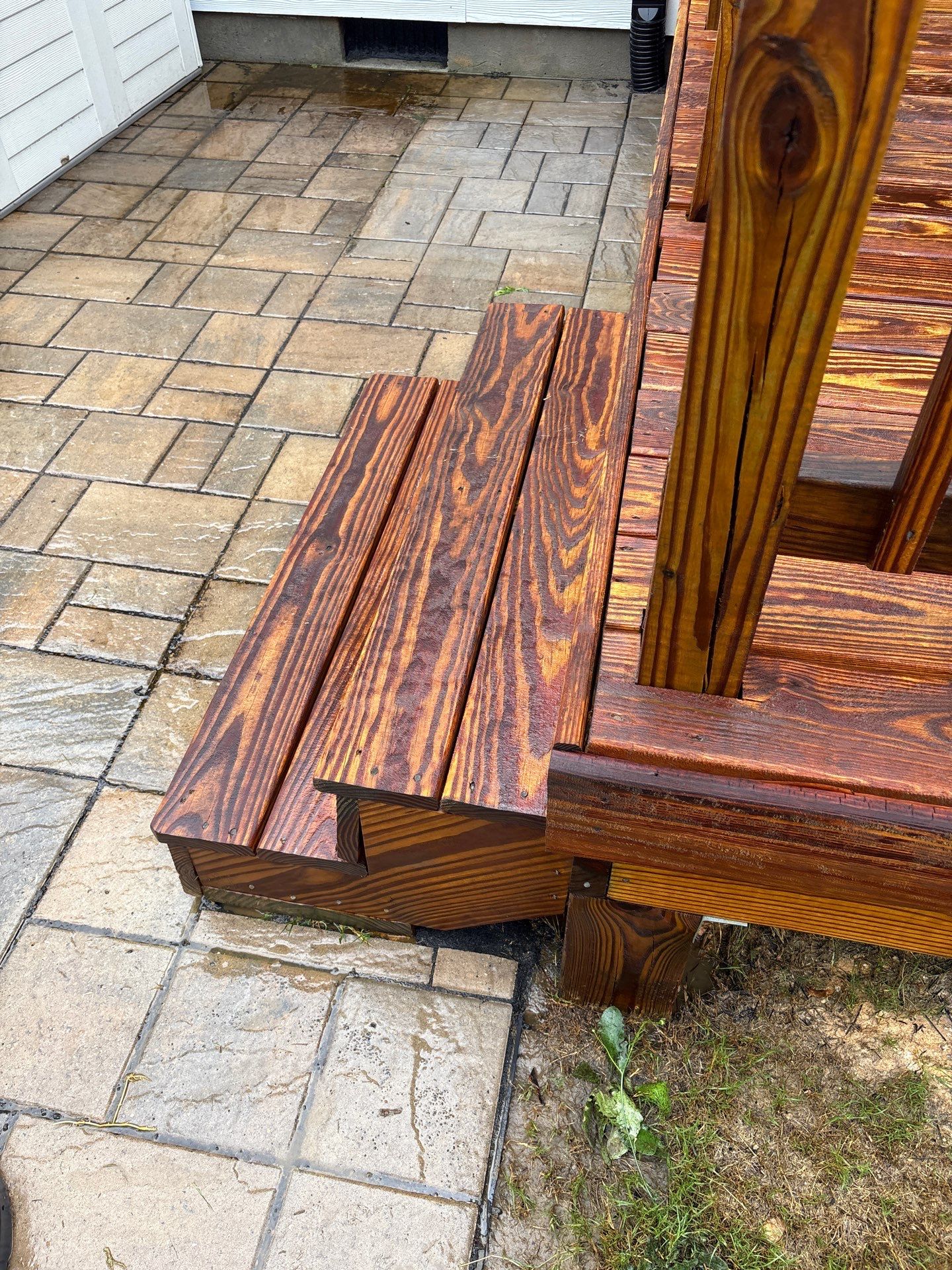 Wood Deck using Wood Sealant by DuraSeal
