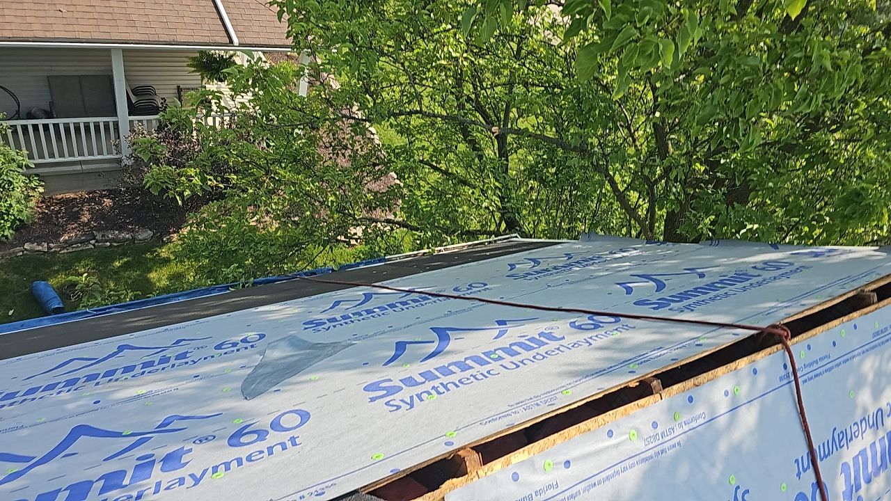 ATLAS PINNACLE COLOR: HEARTHSTONE by Eagle Eye Roofing