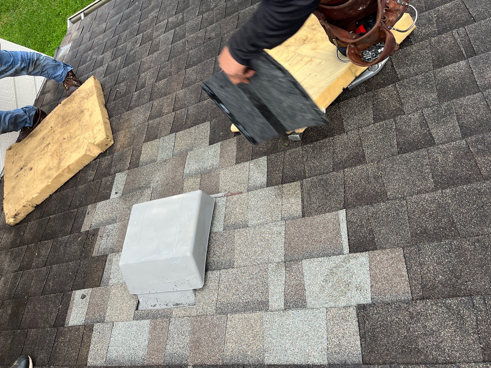 Residential Roofing Repair using Owen's Corning Duration (Lifetime) Shingles by Roof Repair Company