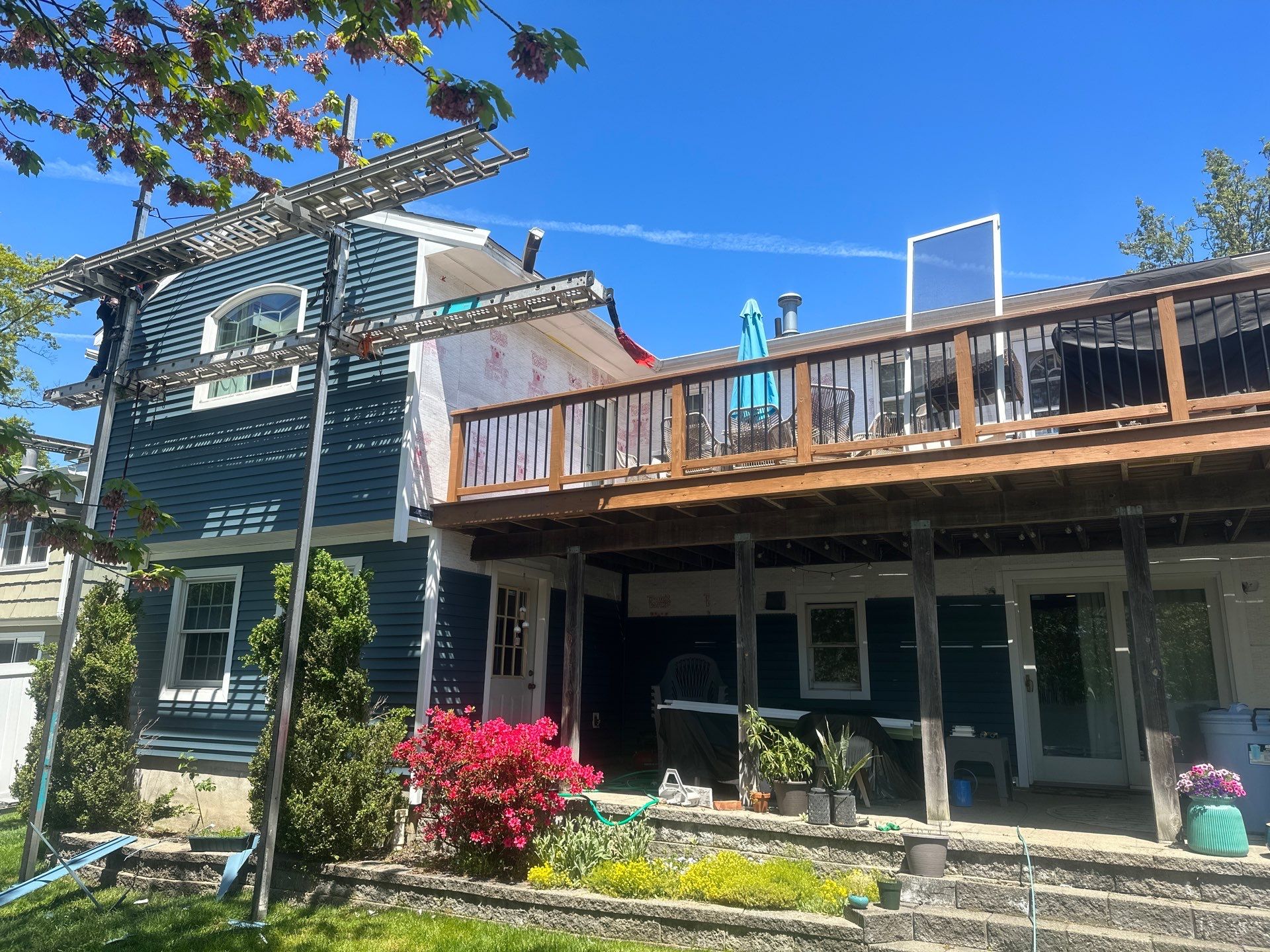Siding Installation using Certainteed Cedar Impressions Straight Edge Perfection Shingles - D7 - Pacific Blue by A Plus Exterior