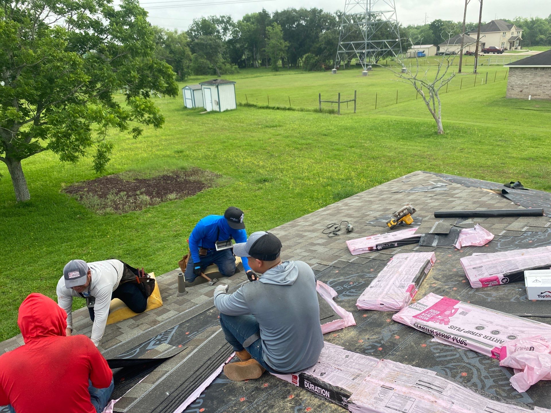 Residential Roofing Installation using Owen's Corning Duration (Lifetime) Shingles by Roof Repair Company