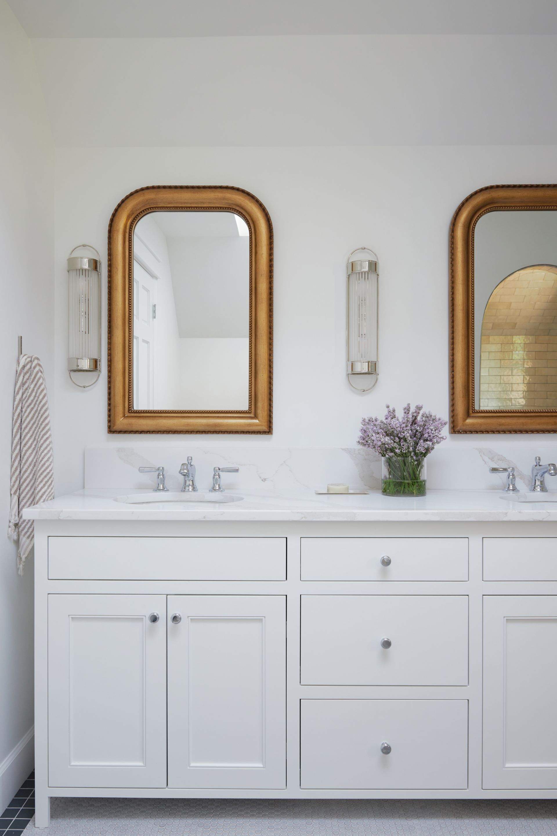 Woodinville Remodel by LinMak Construction