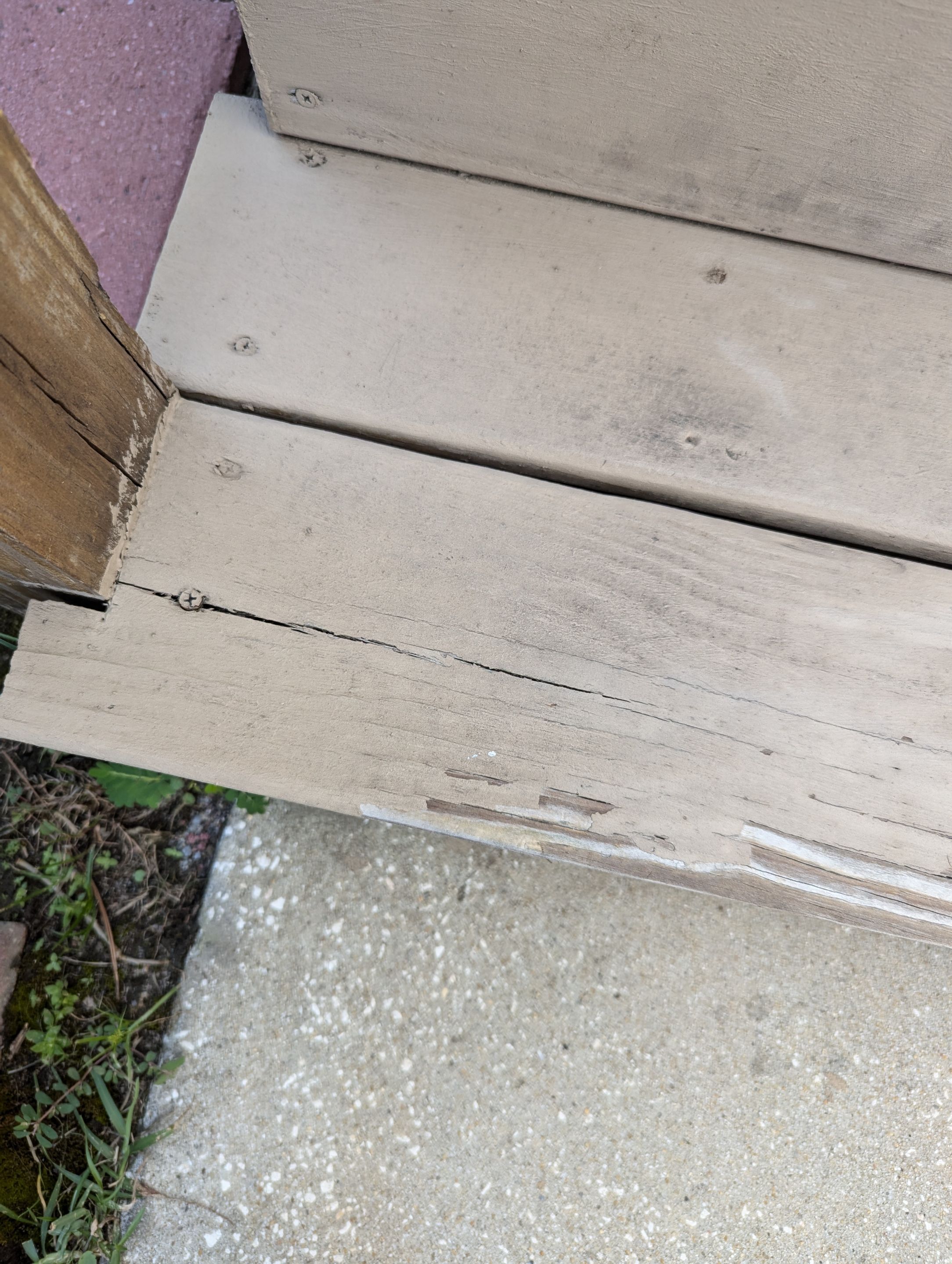 Painted Deck using Wood Sealant by DuraSeal