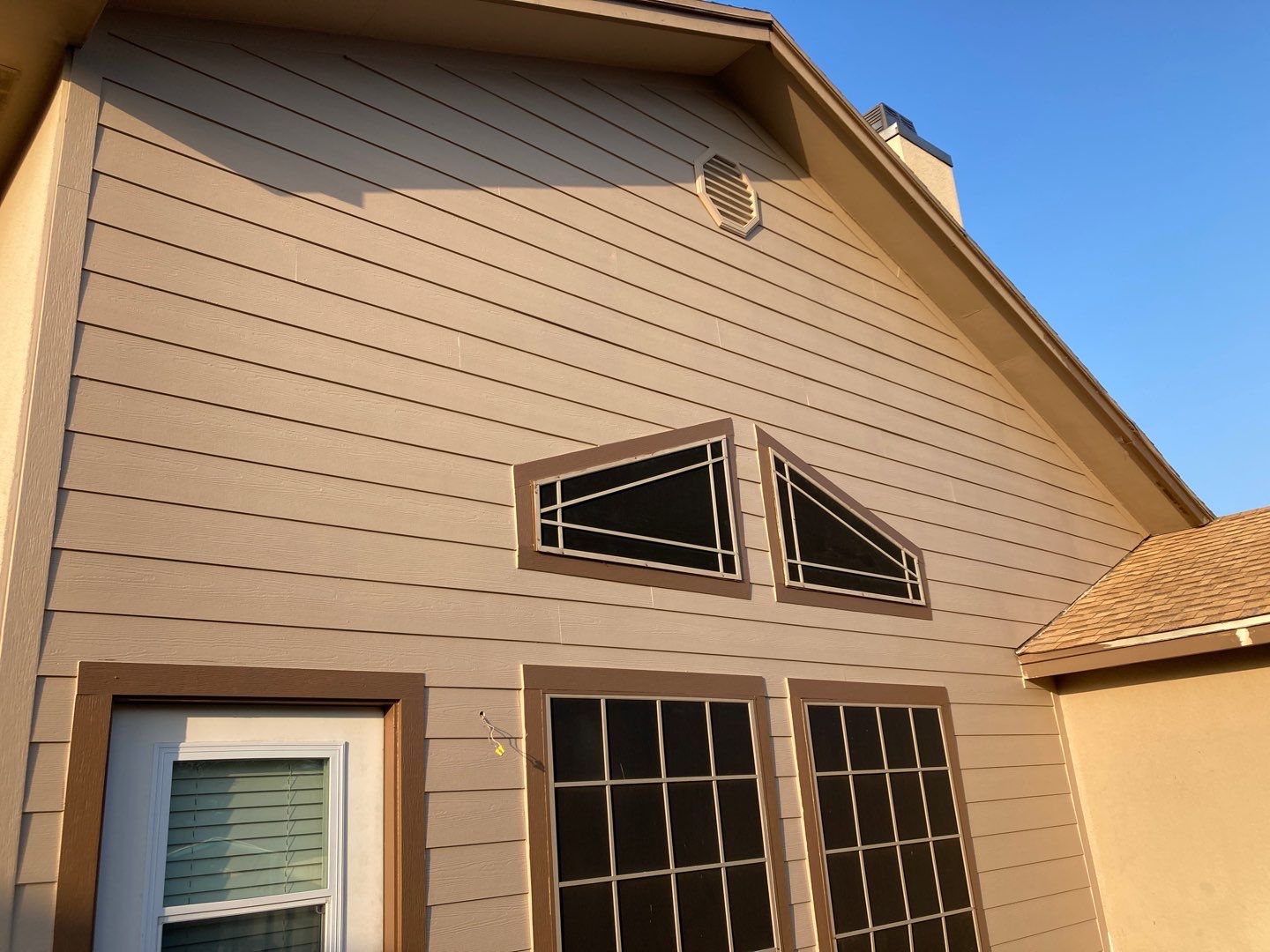Island Hardie by Bayfront Roofing and Construction