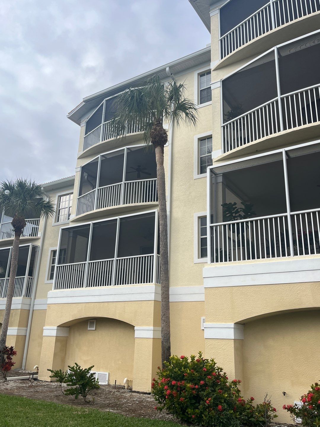 Residential Gutter Upgrade in Fort Myers FL by Gutter Professors