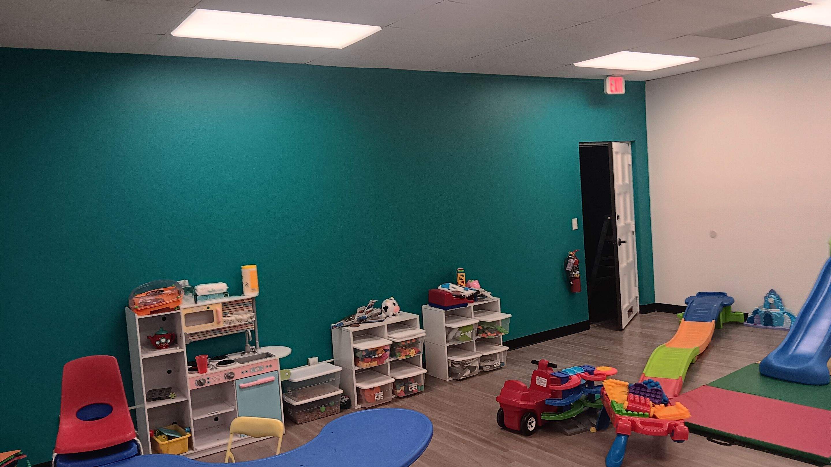 Interior Painting - Accent Walls by HandyMangum