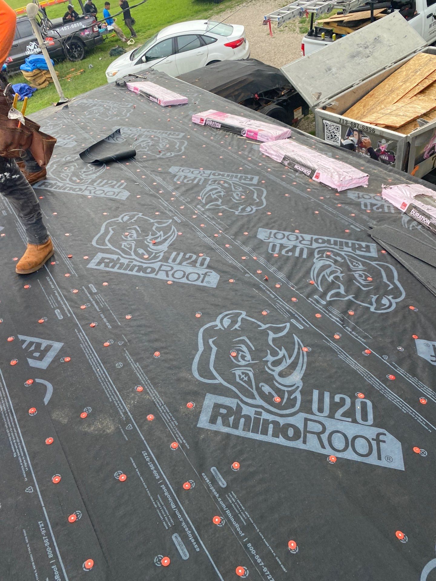 Residential Roofing Installation using Owen's Corning Duration (Lifetime) Shingles by Roof Repair Company