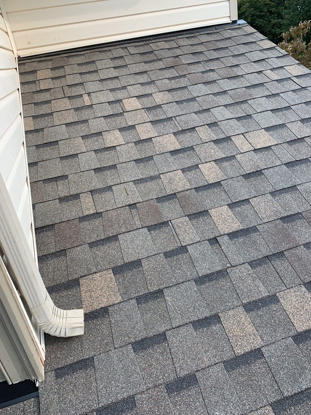 Residential Roofing Installation using Atlas Pinnacle Pristine Heather Blend by Frederick Roof Repair