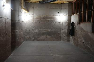 Aaron | Concrete Slab