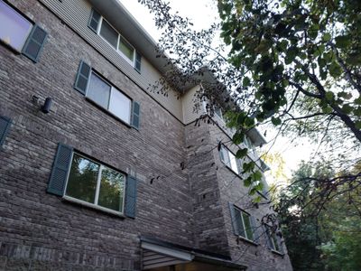 6" White Seamless gutters on Apartment Building- Prior Lake, MN