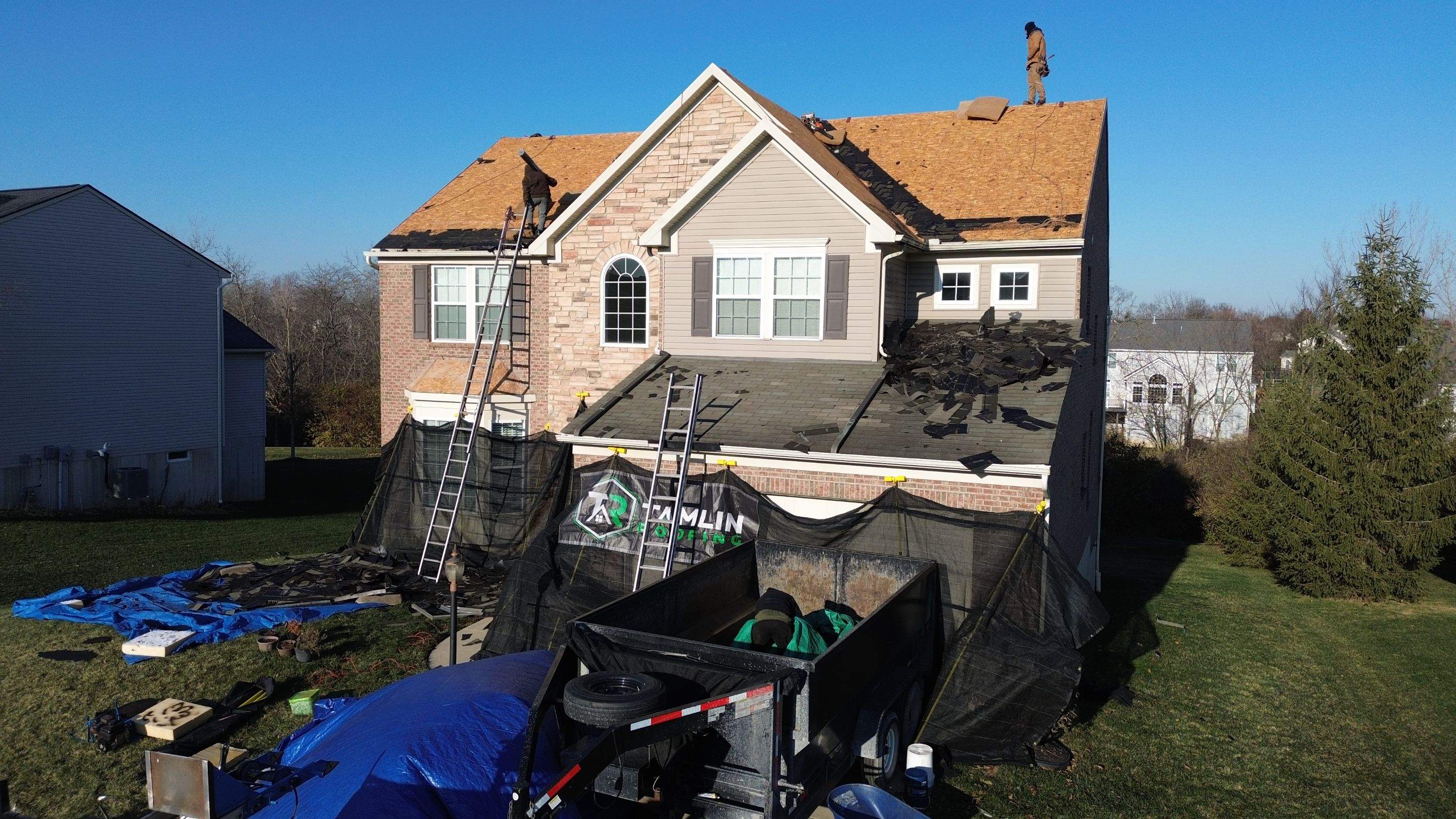 Liberty Township - Pristine Black by Tamlin Roofing