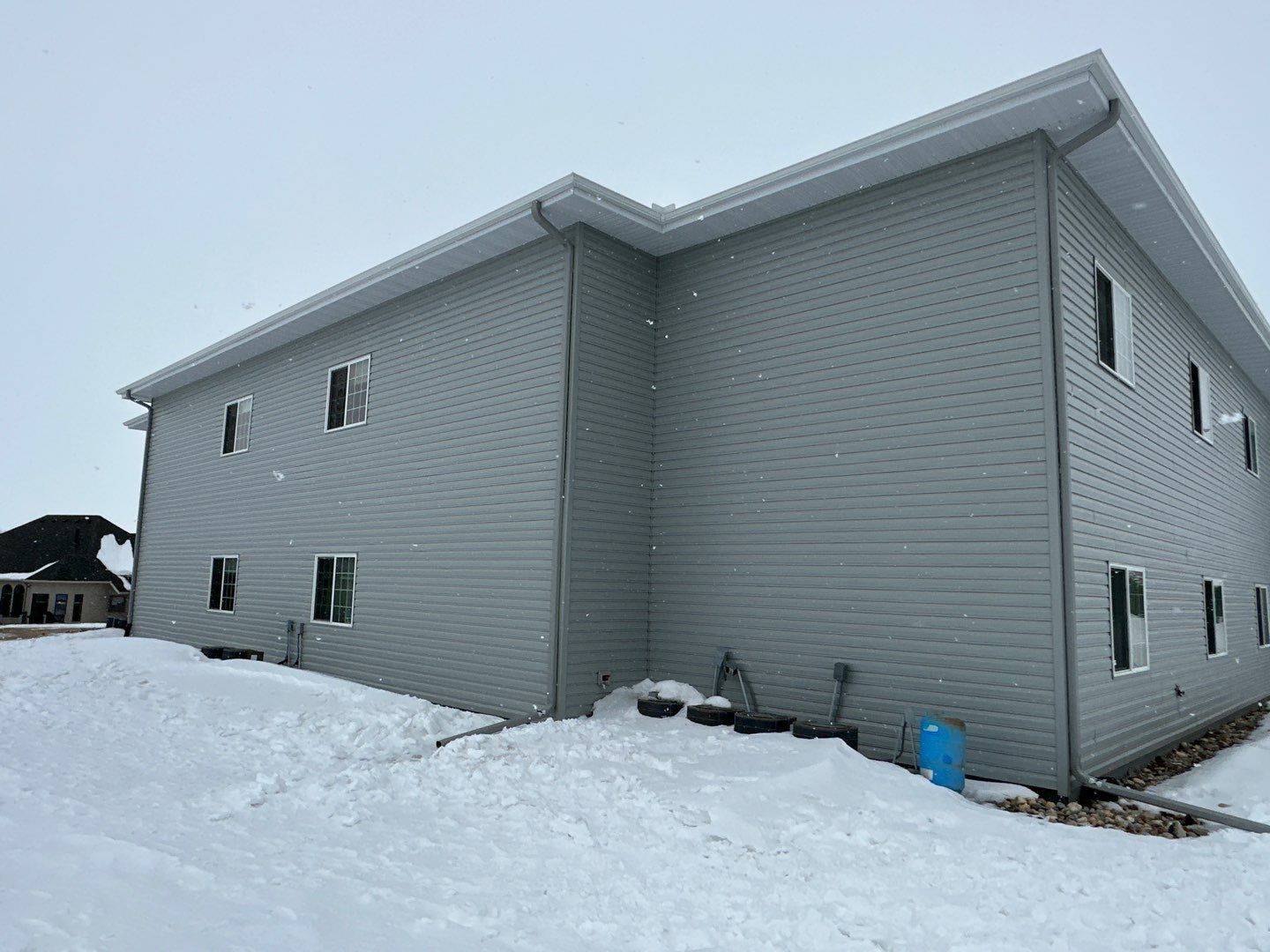 630' of White 5" Gutter in Morris by Next Level Seamless Gutters / Exteriors Inc.