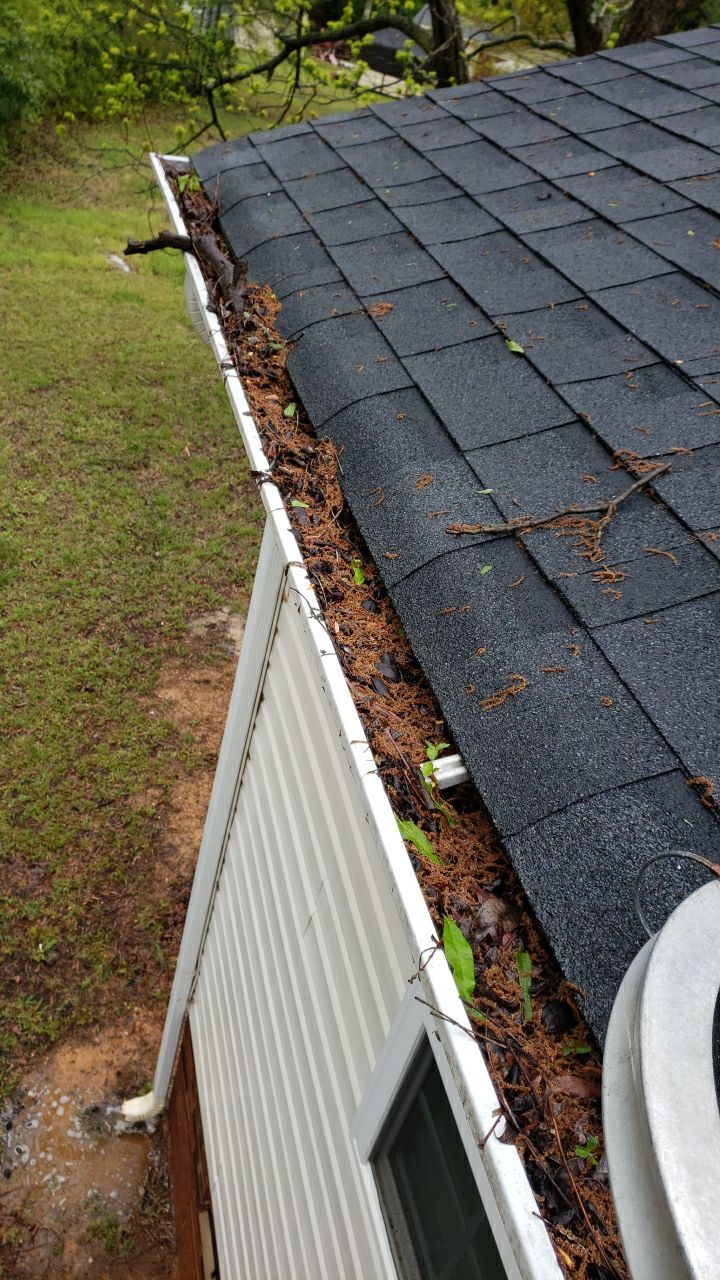 House Wash using cleaner by Power Wash Masters LLC