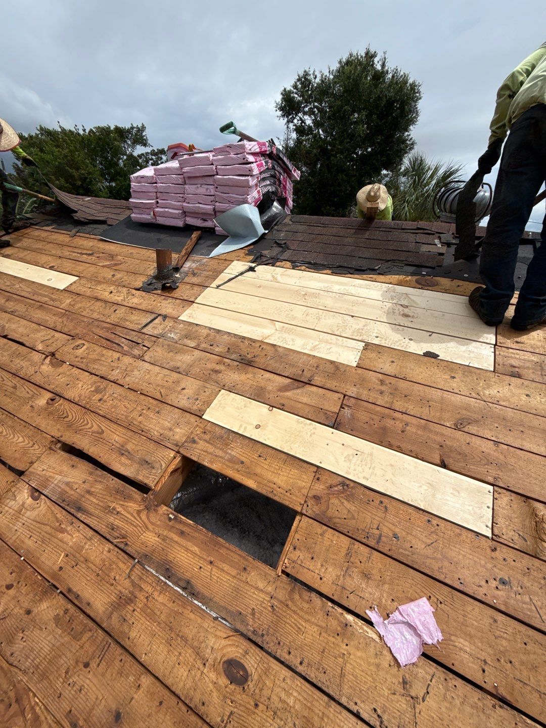 Project in St. Petersburg 33711 by Mitchell Roofing Company LLC 