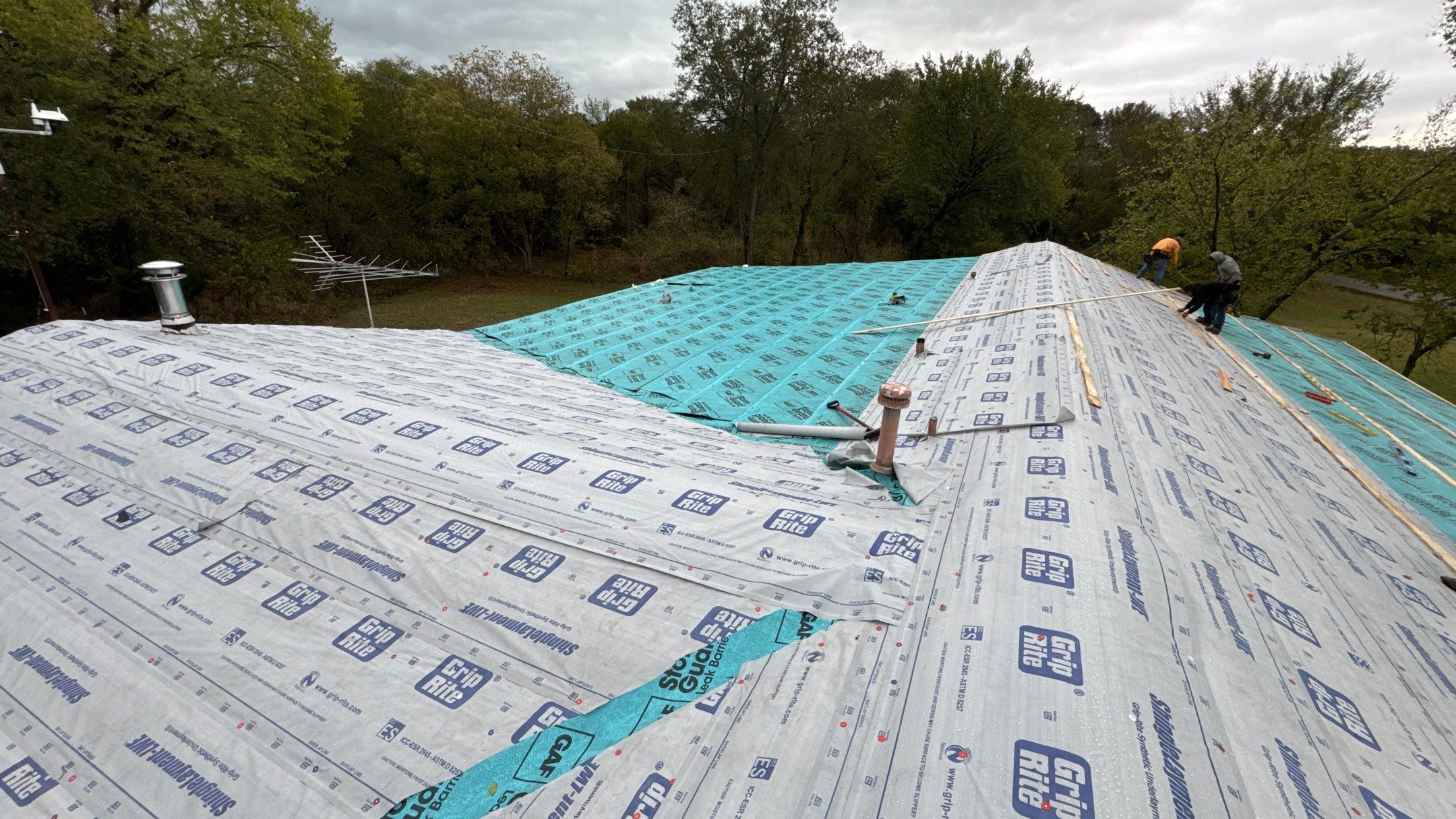 New Metal Roof by Harvey Roofing & Construction