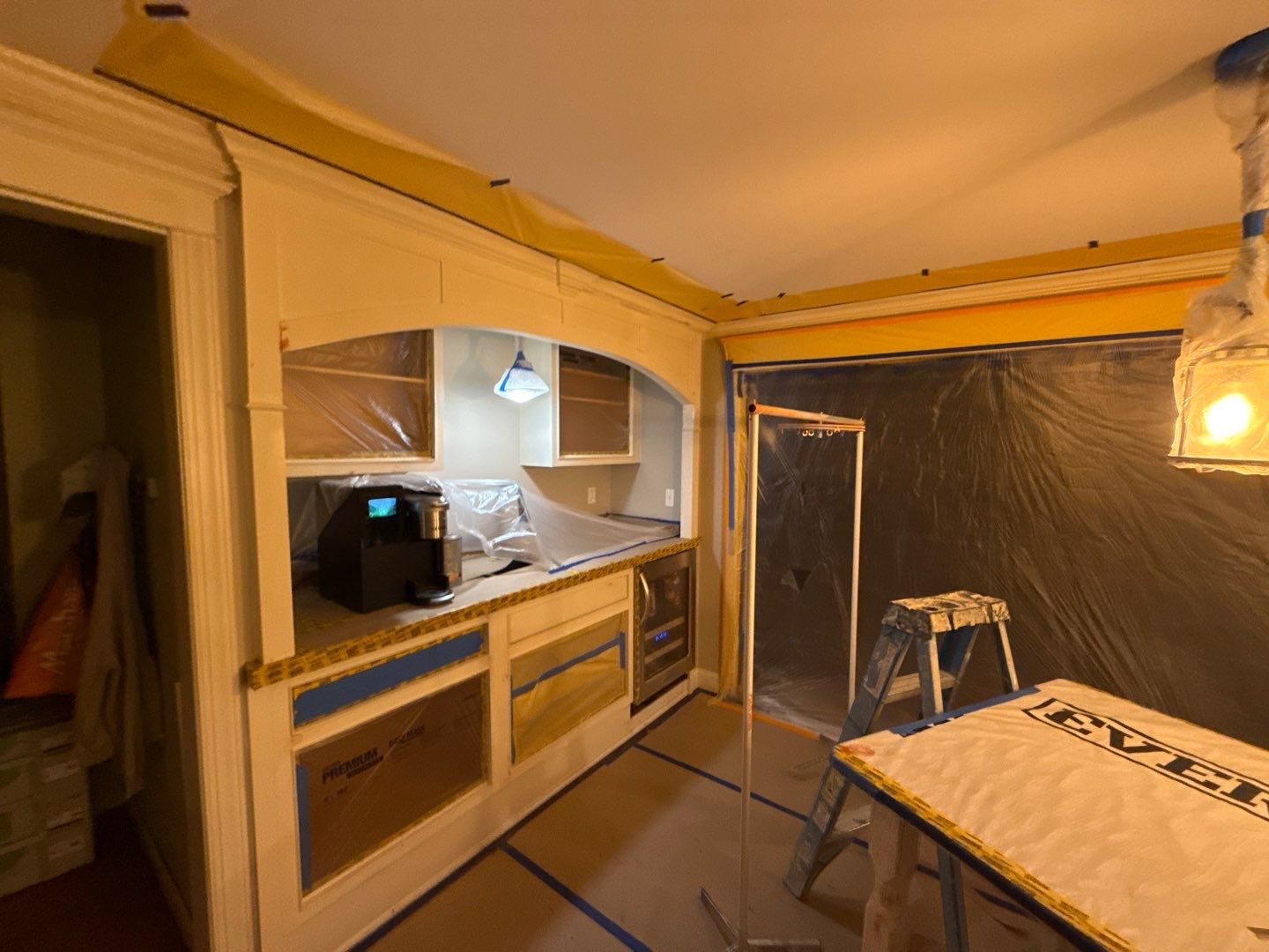 Cabinet Refinishing with Alabaster by EXCELLENCE | CARTO