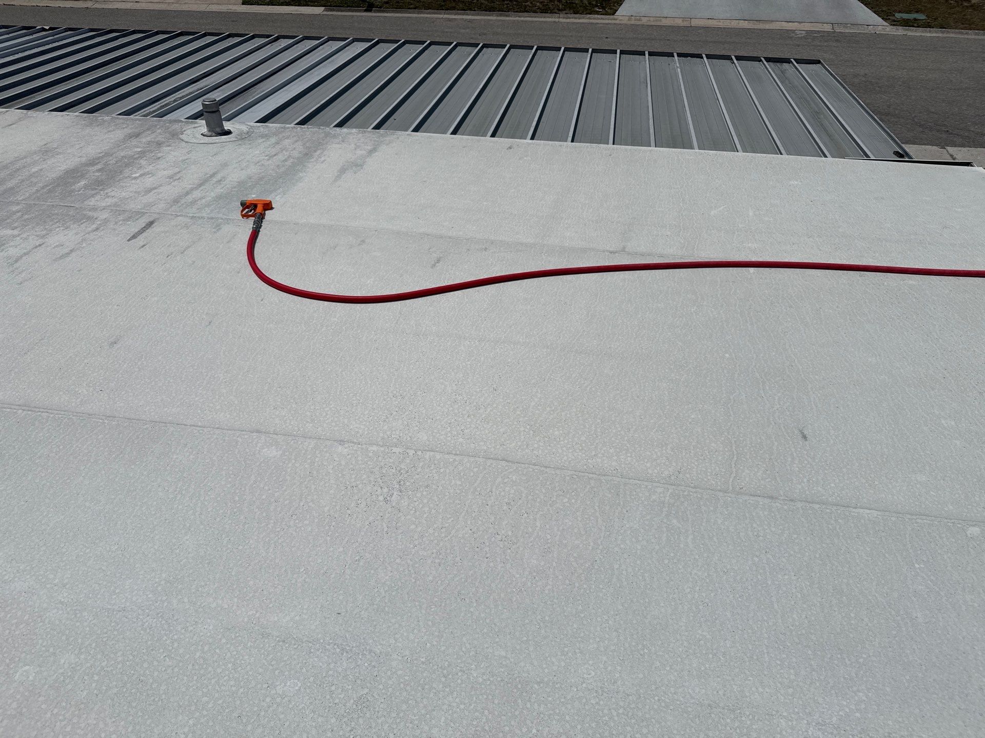 TPO Roof Cleaning in Shadow Brook Mobile Home Park – Palmetto, FL by Sunshine AquaWash