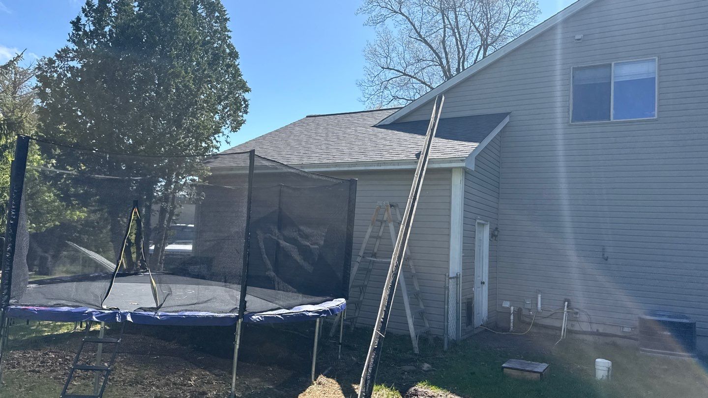 Roof Replacement using Malarkey Vista Brilliant Black by 180 Contractors