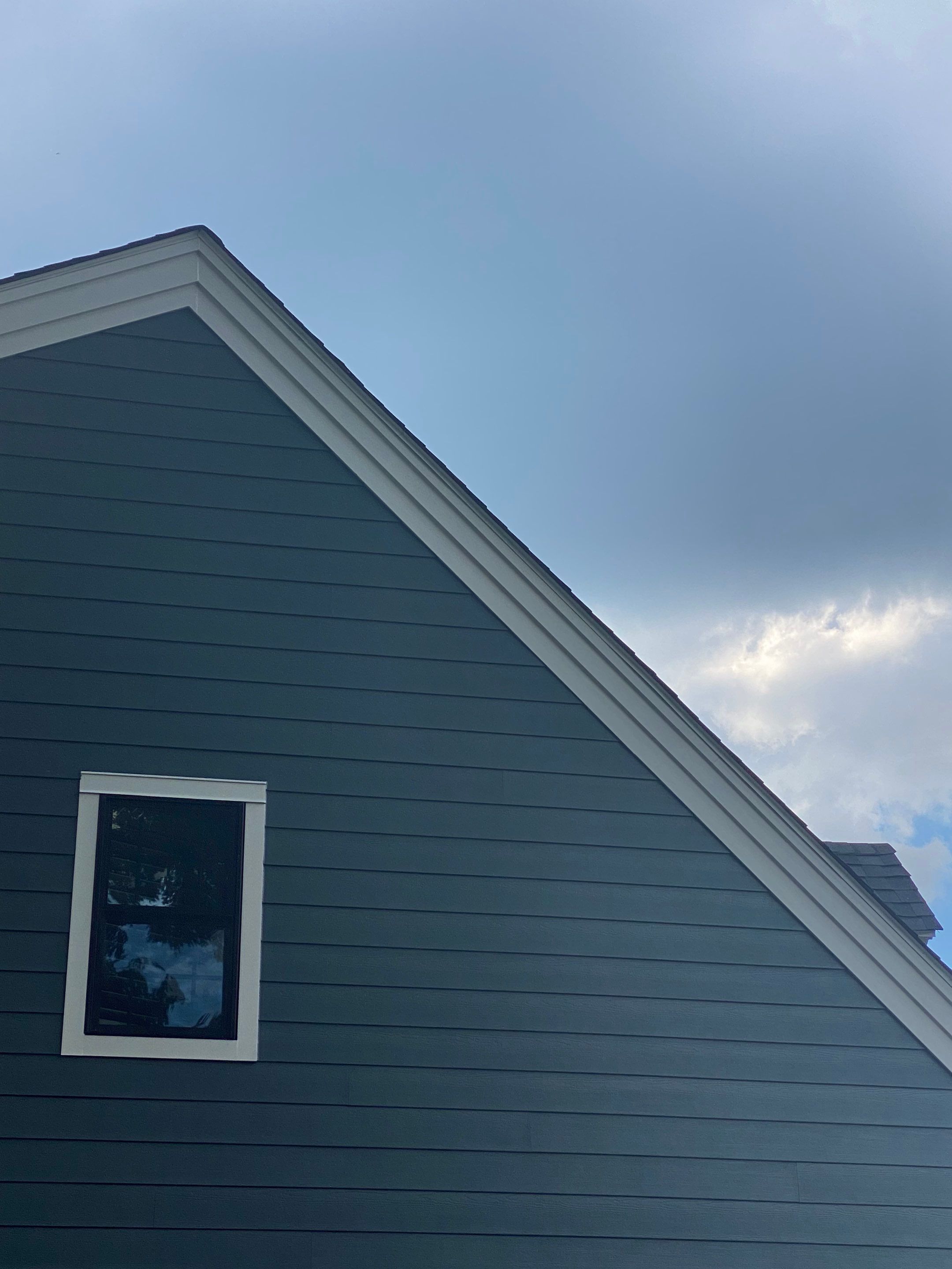 Residential Roofing Installation using James Hardie Fiber Cement Lap Siding and Certainteed Landmark Pro Shingles by Best Exteriors Inc