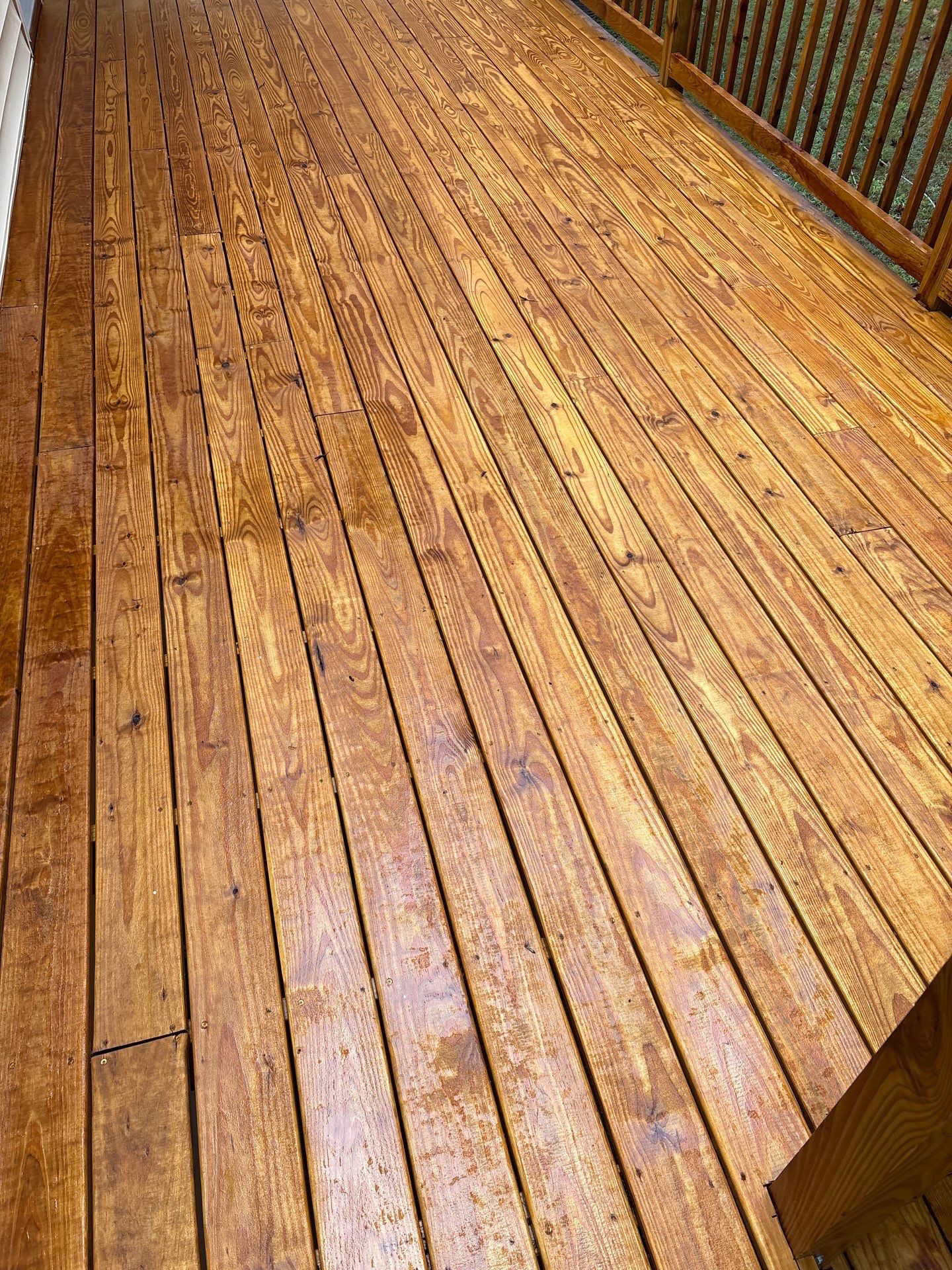 Wood Deck using Wood Sealant by DuraSeal